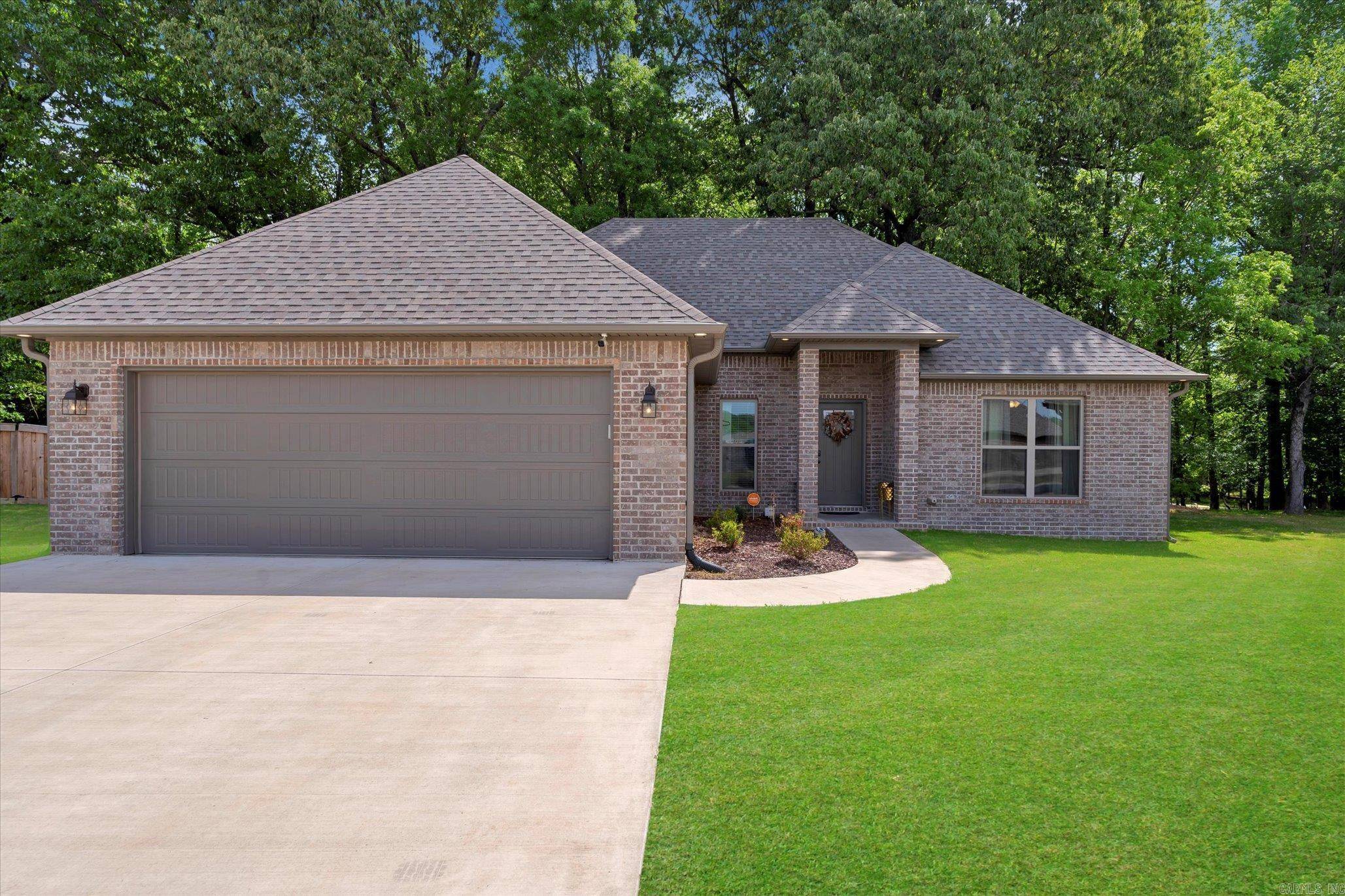 Paragould, AR 72450,2500 Evie Kayte Cove