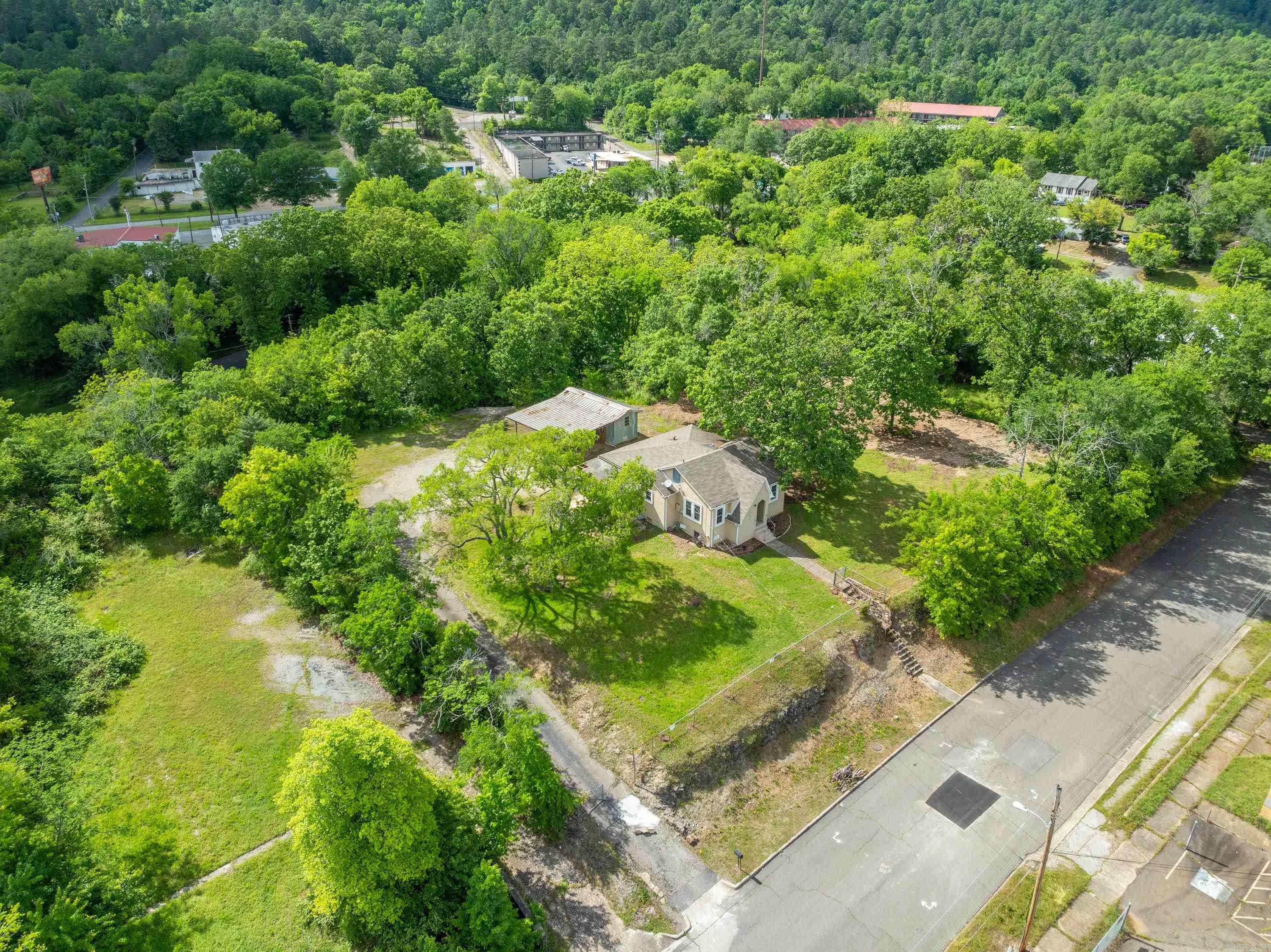Hot Springs, AR 71901,112 OKLAHOMA Street