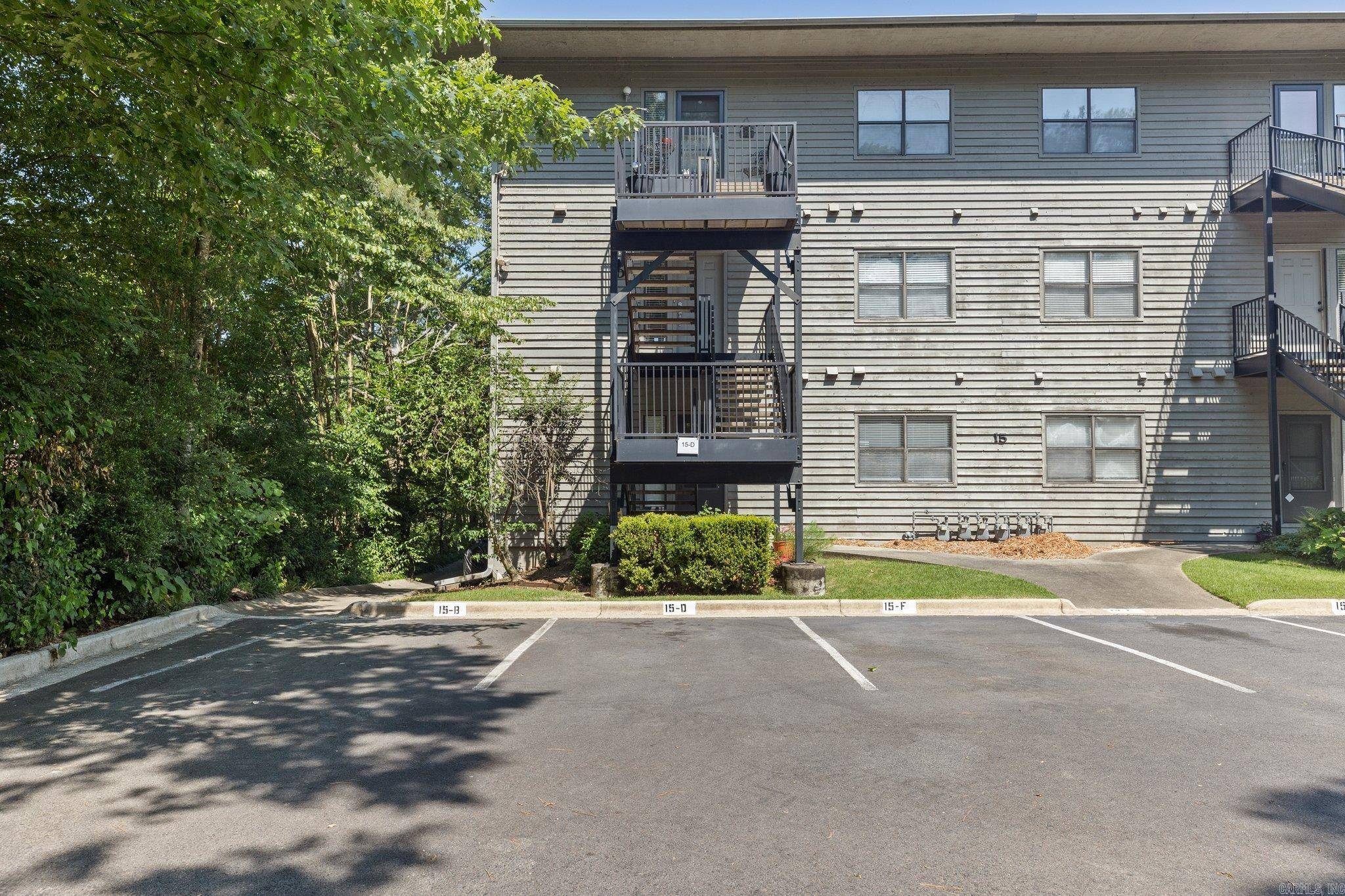 Hot Springs, AR 71913-7866,400 Farr Shores15-B