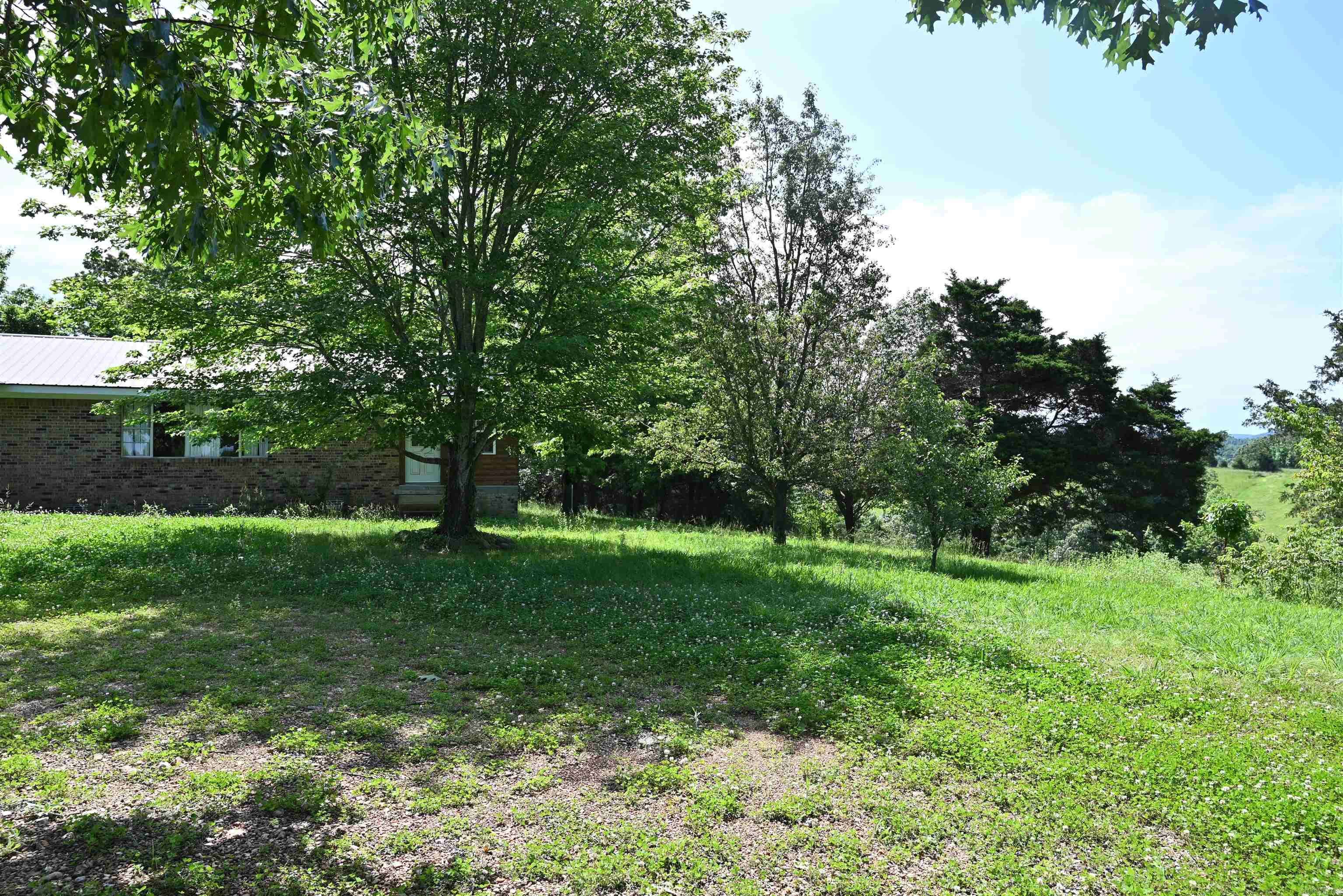 Marshall, AR 72650,233 PINEY
