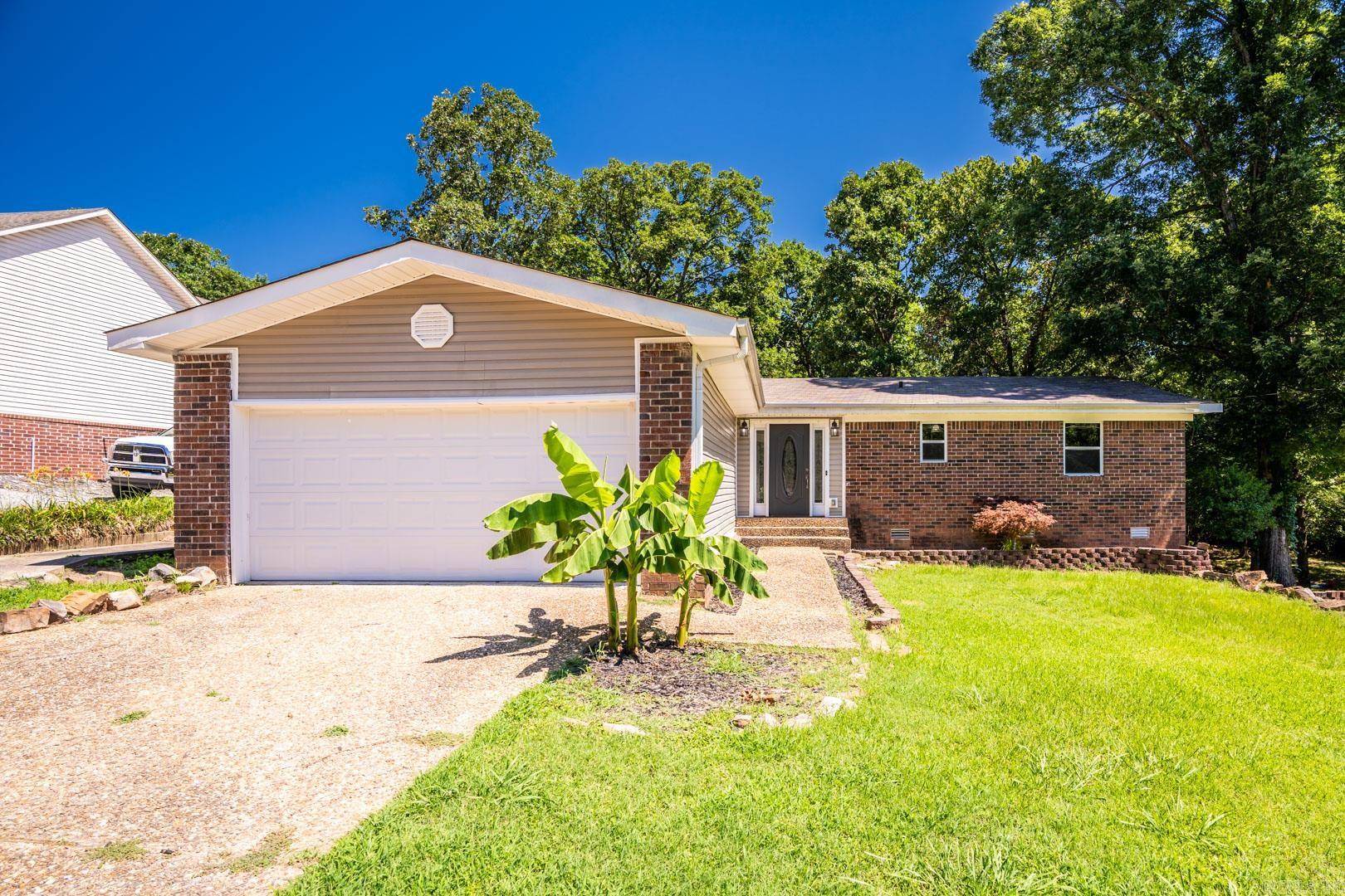 Sherwood, AR 72120,14 Ridgewood Drive