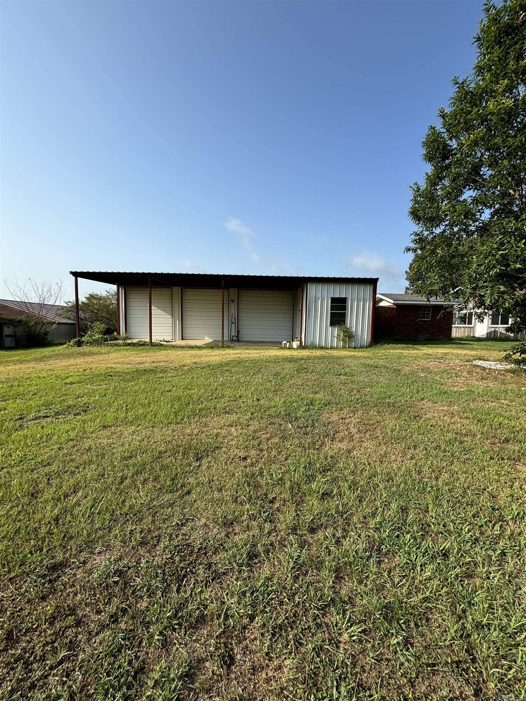 Dierks, AR 71833,161 Manasco Loop