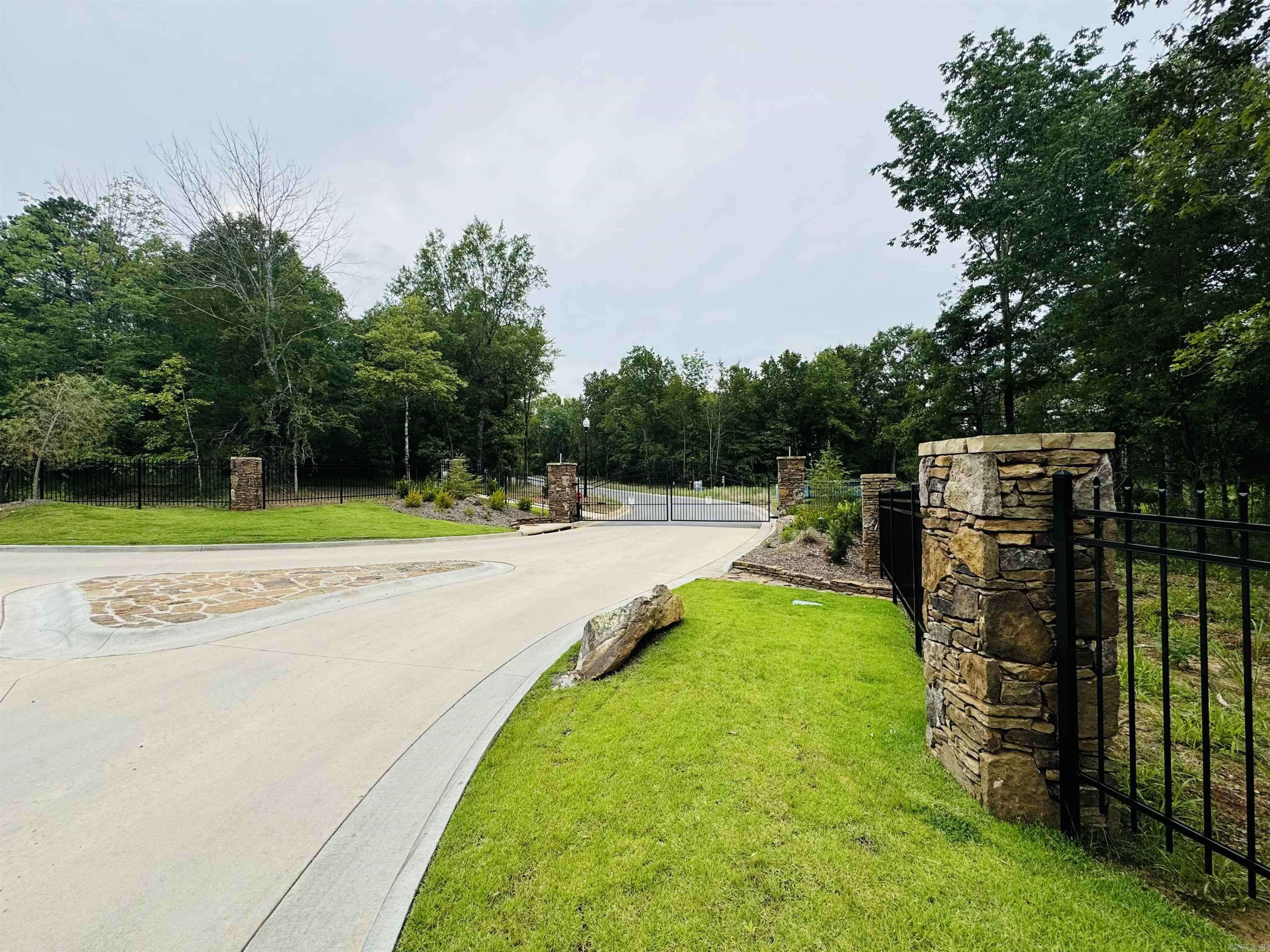 Maumelle, AR 72113,320 DEVOE BEND DRIVE