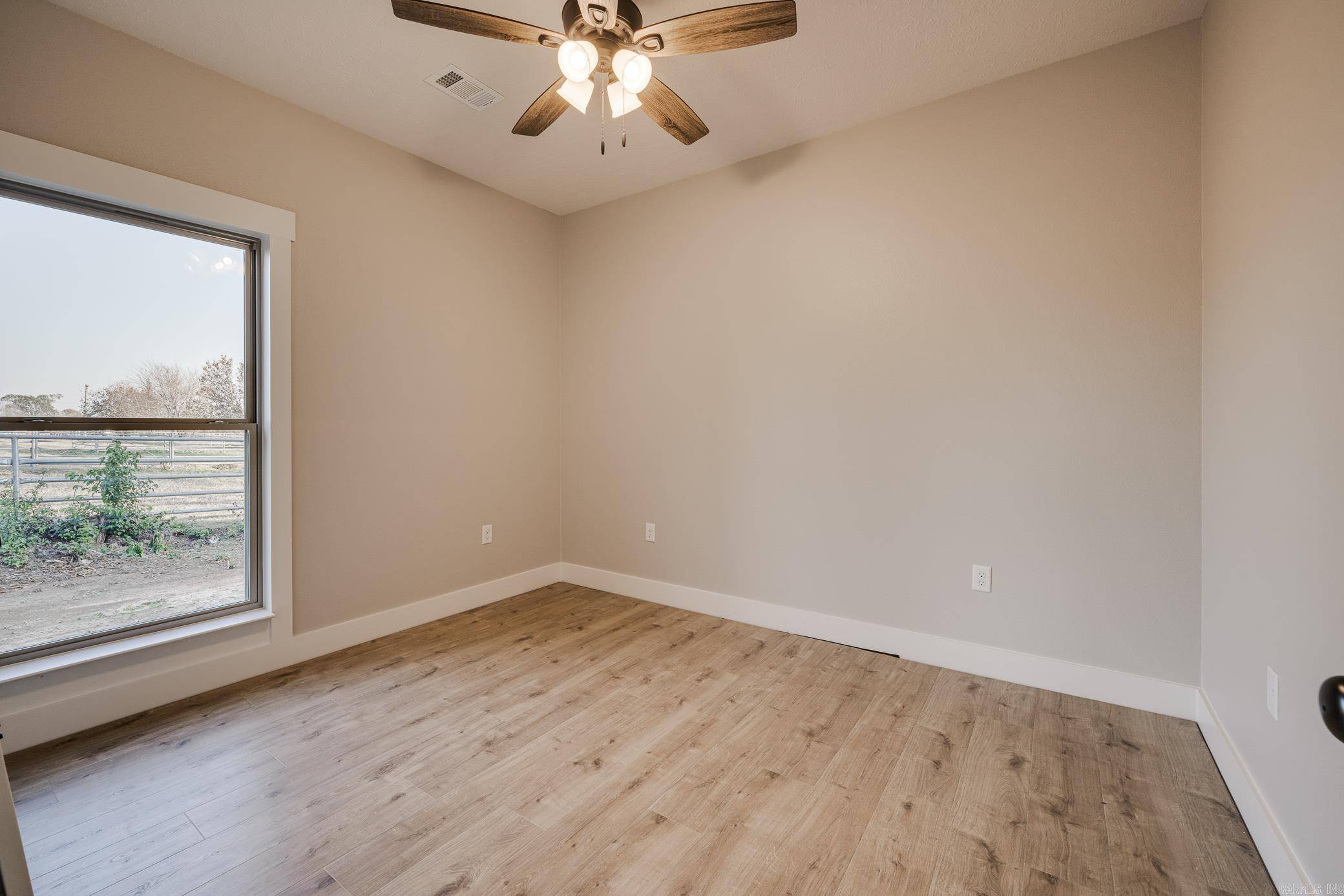 Vilonia, AR 72173,11 DUNCAN LANE