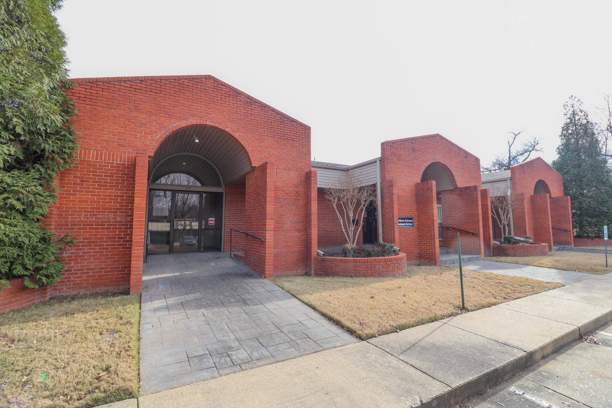 Jonesboro, AR 72401,912 Osler