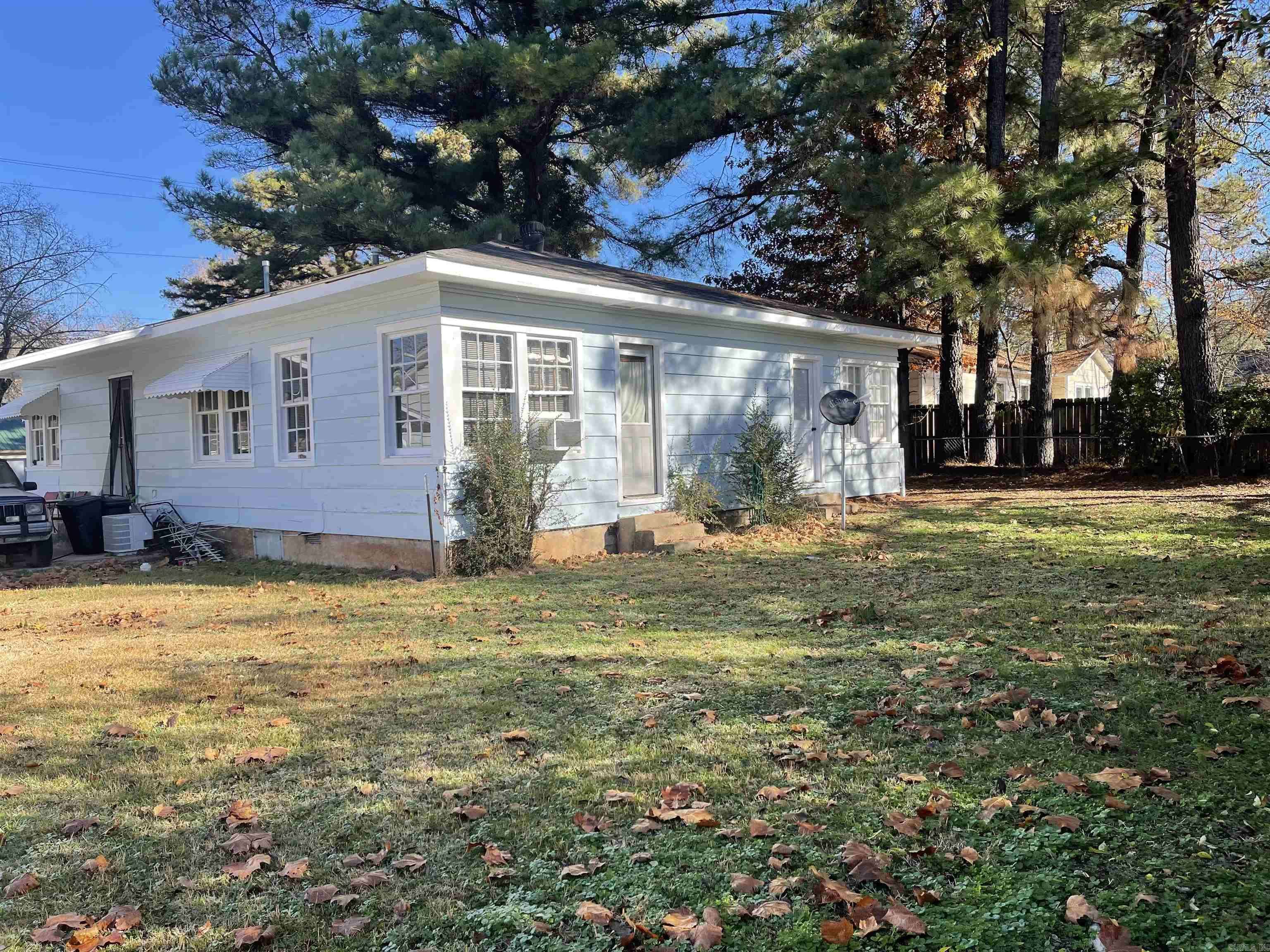 Clarksville, AR 72830,1107 Reynolds St Street