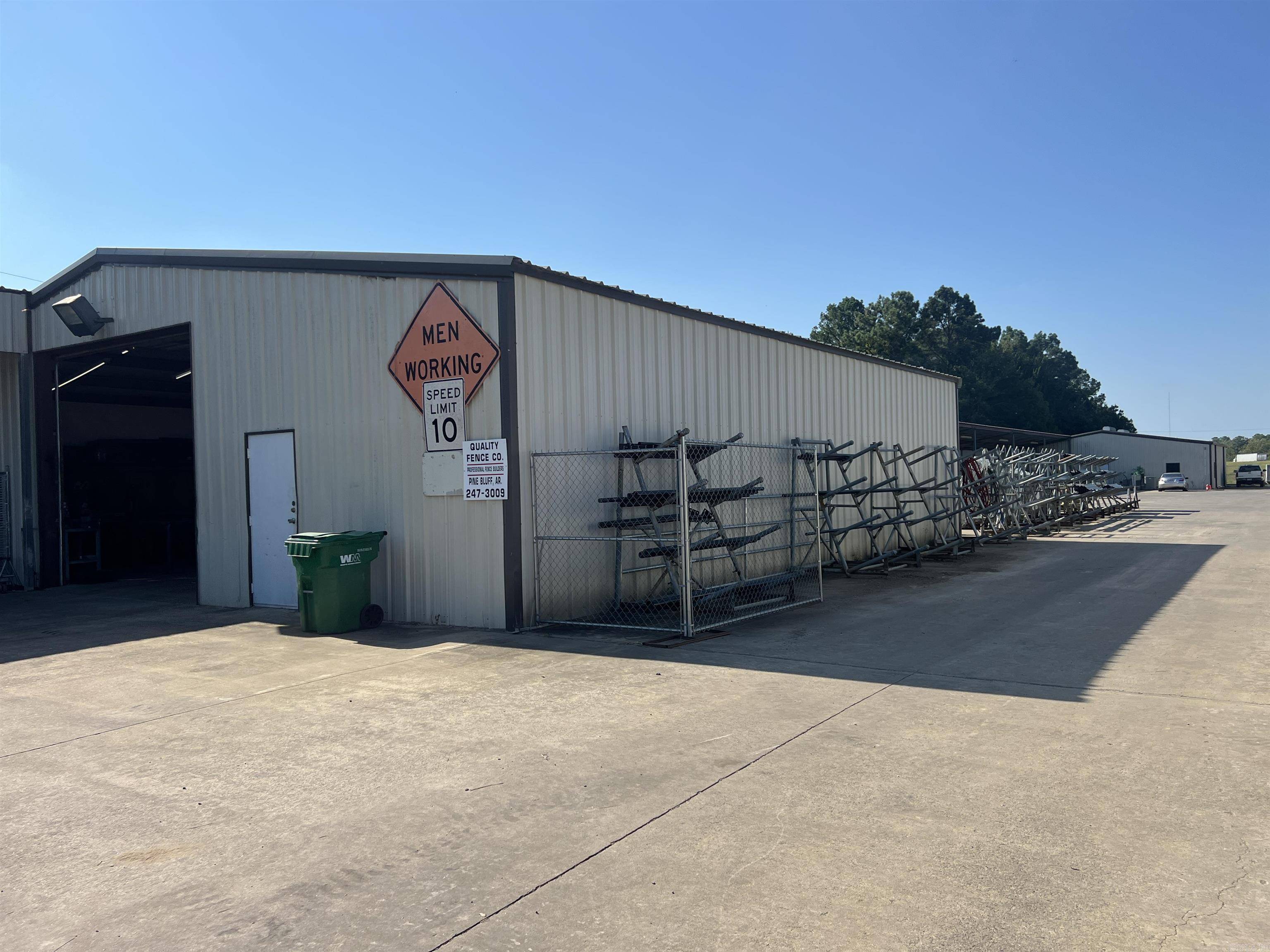 White Hall, AR 71602,803 Thomas