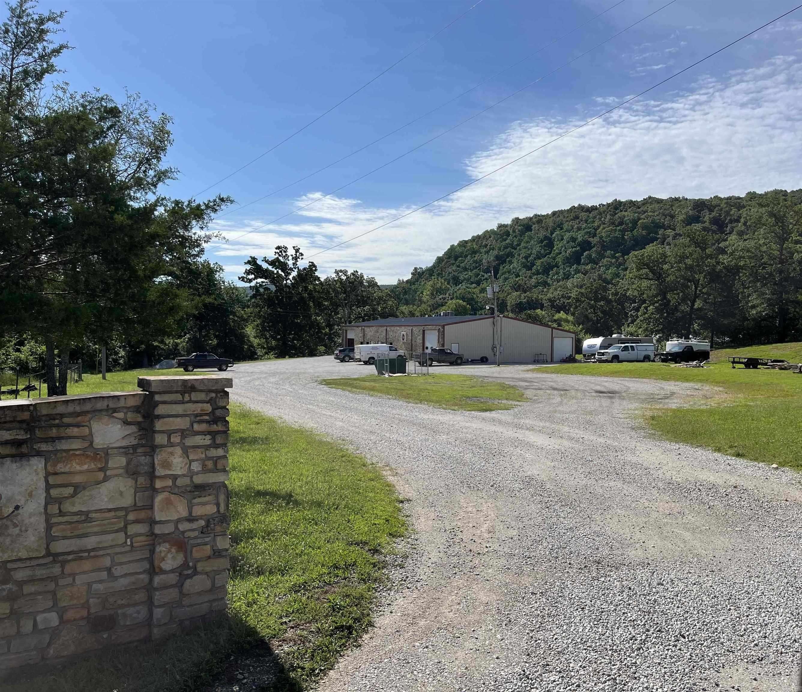Mountain View, AR 72560,102 Verda Drive