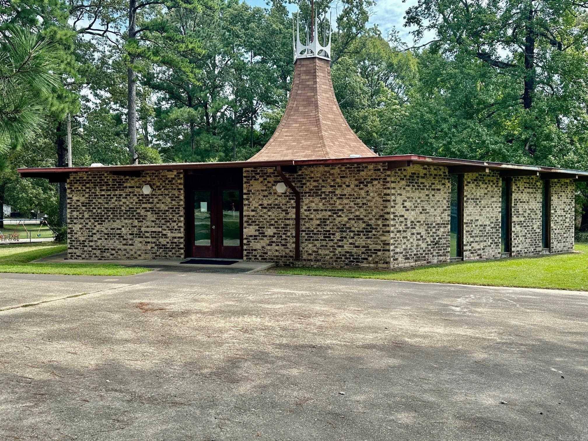 Crossett, AR 71635,1505 S Main Street