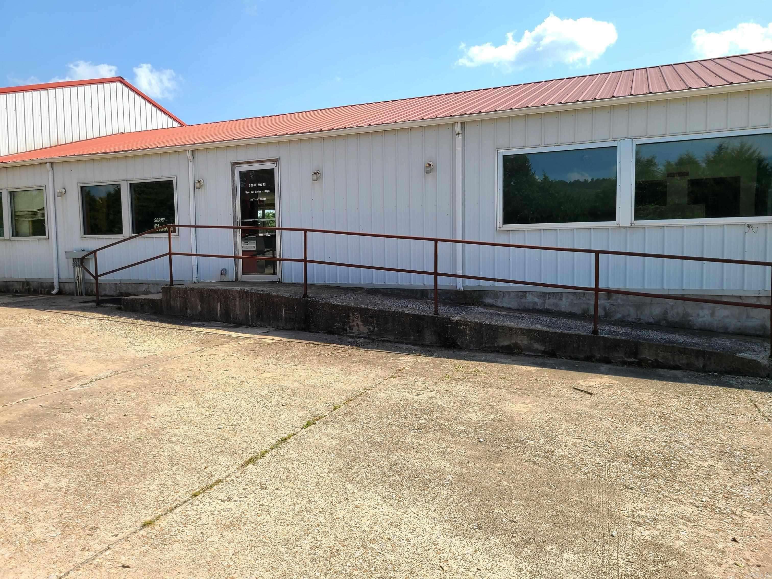Saint Joe, AR 72675,205 N Hwy 65