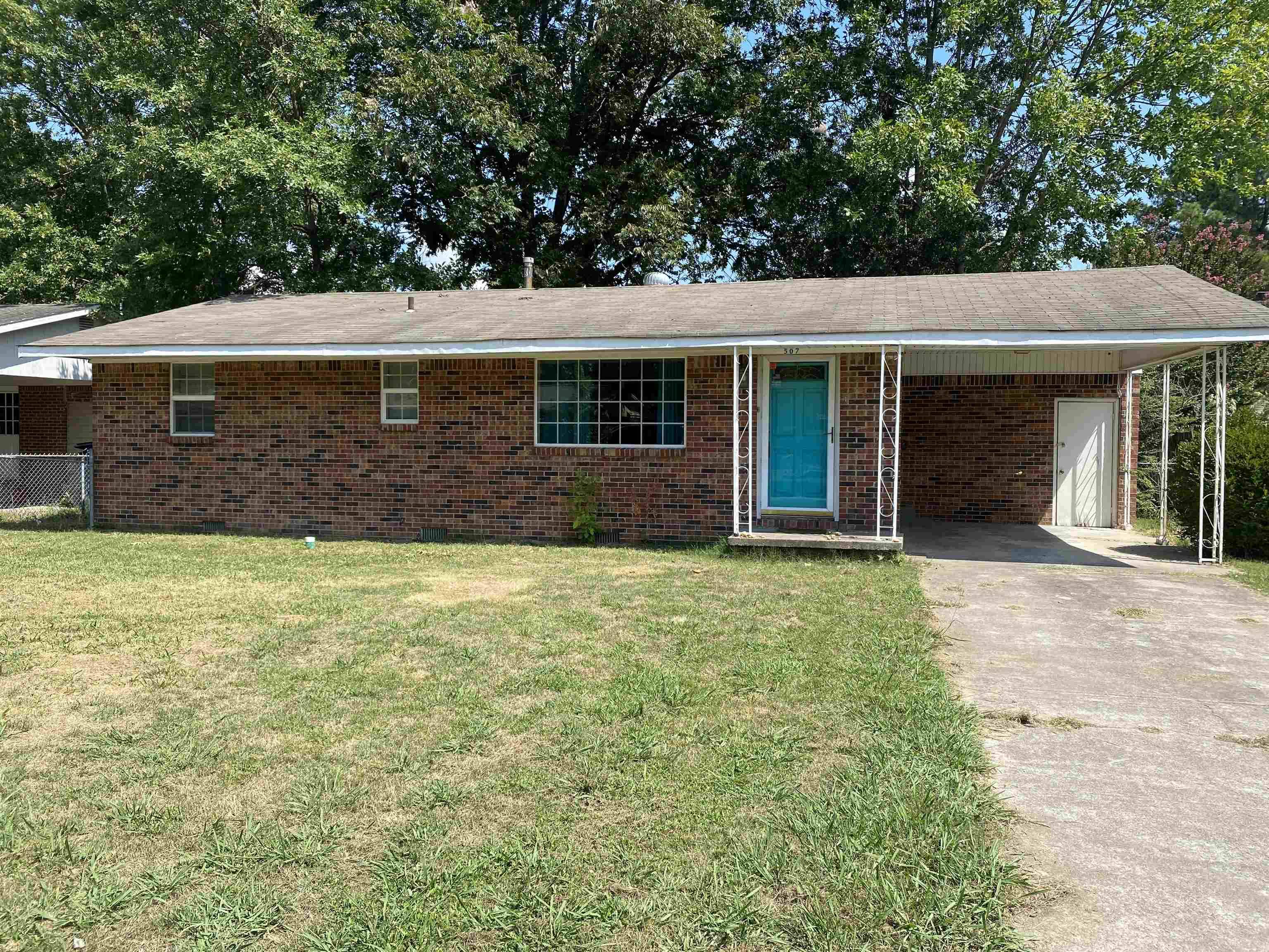 Paragould, AR 72450,507 N 10th Street