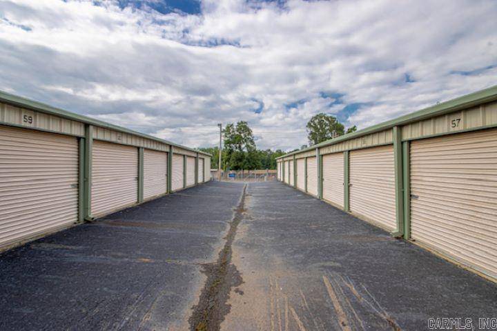 Malvern, AR 72104,402 Section Line Street