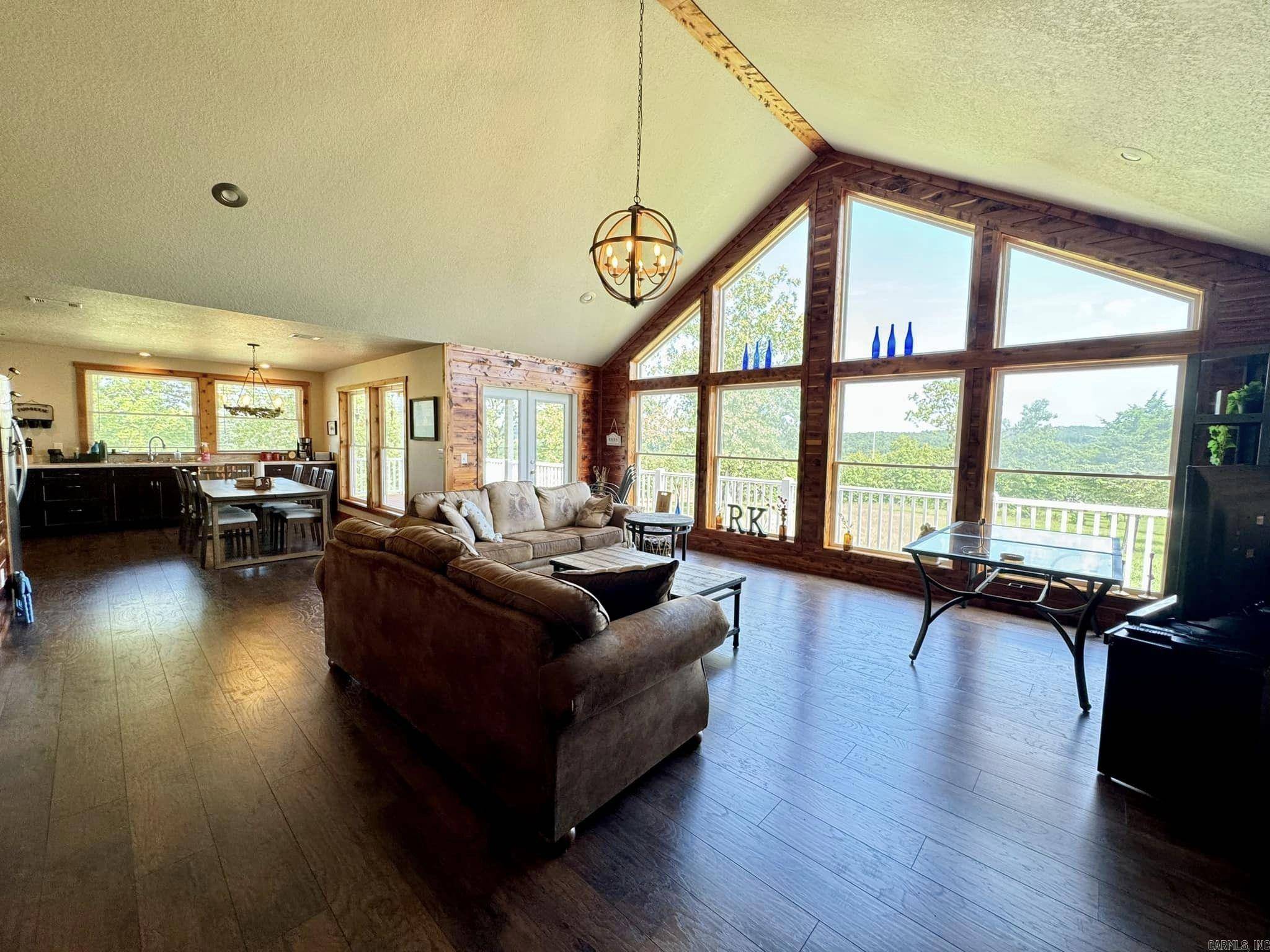 Mountain View, AR 72560,101 Leiv Eriksson St