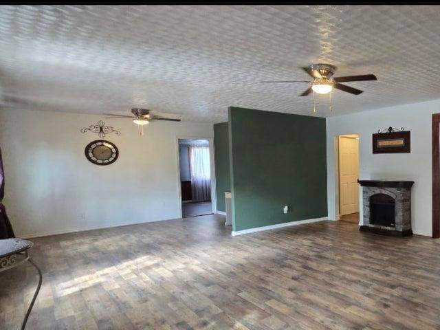 Thayer, MO 65791,216 N 4th