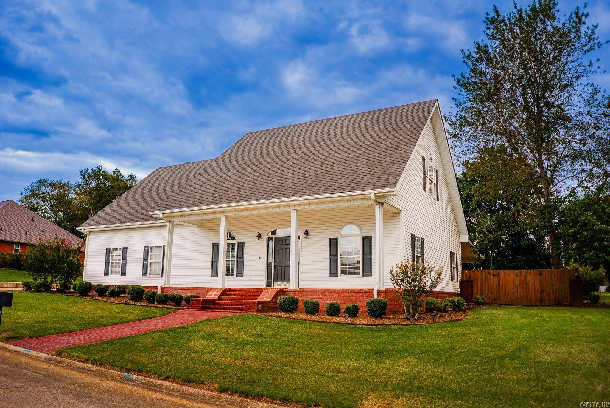 Monticello, AR 71655,108 Day Drive