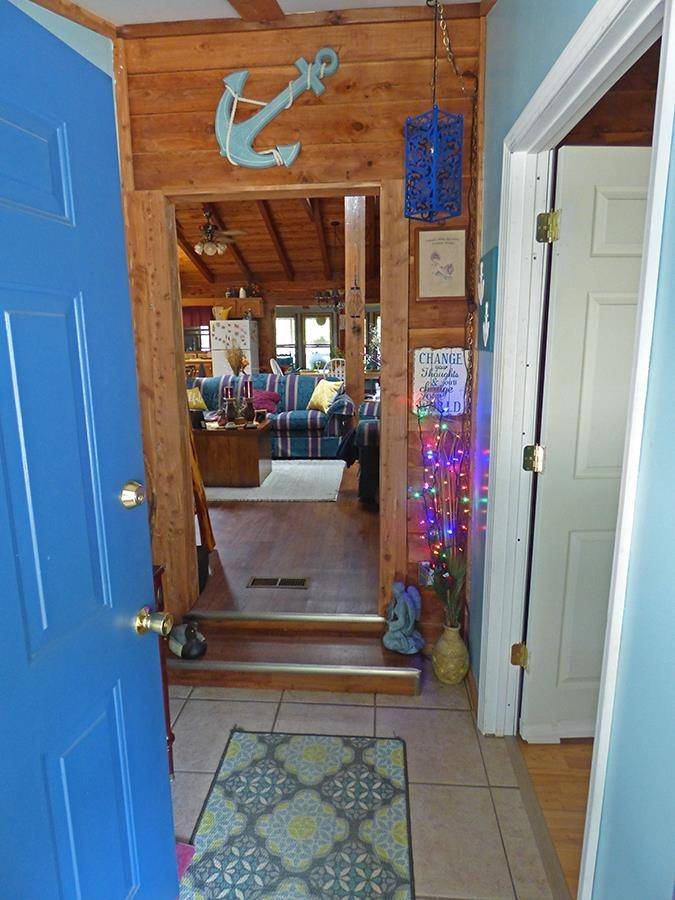 Cherokee Village, AR 72529,246 E Lakeshore Drive