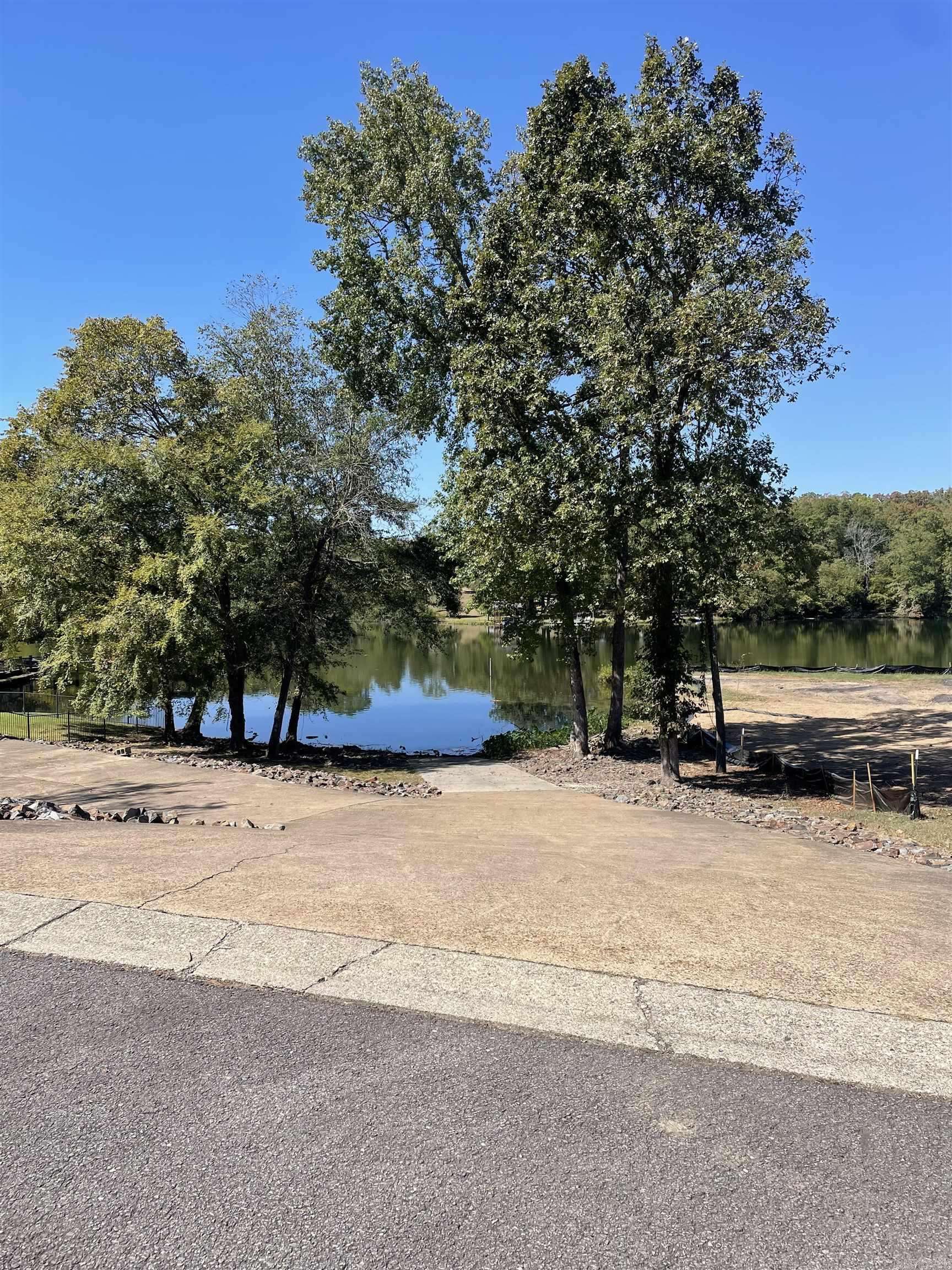 Hot Springs, AR 71913,4.55 Lake Forest Shores