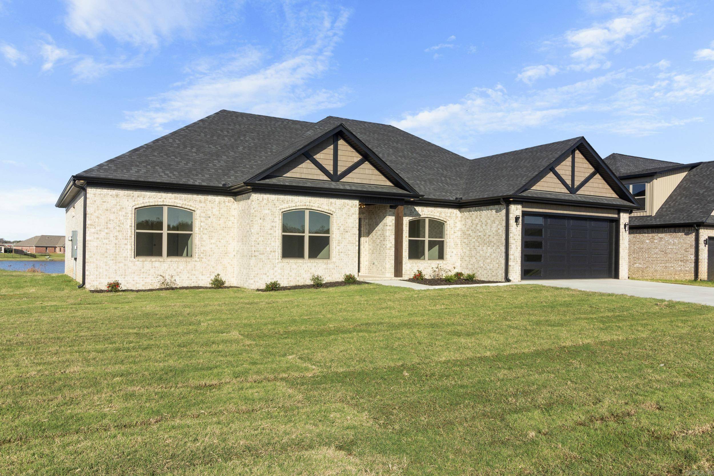 Cabot, AR 72023,2327 Lakewood Circle
