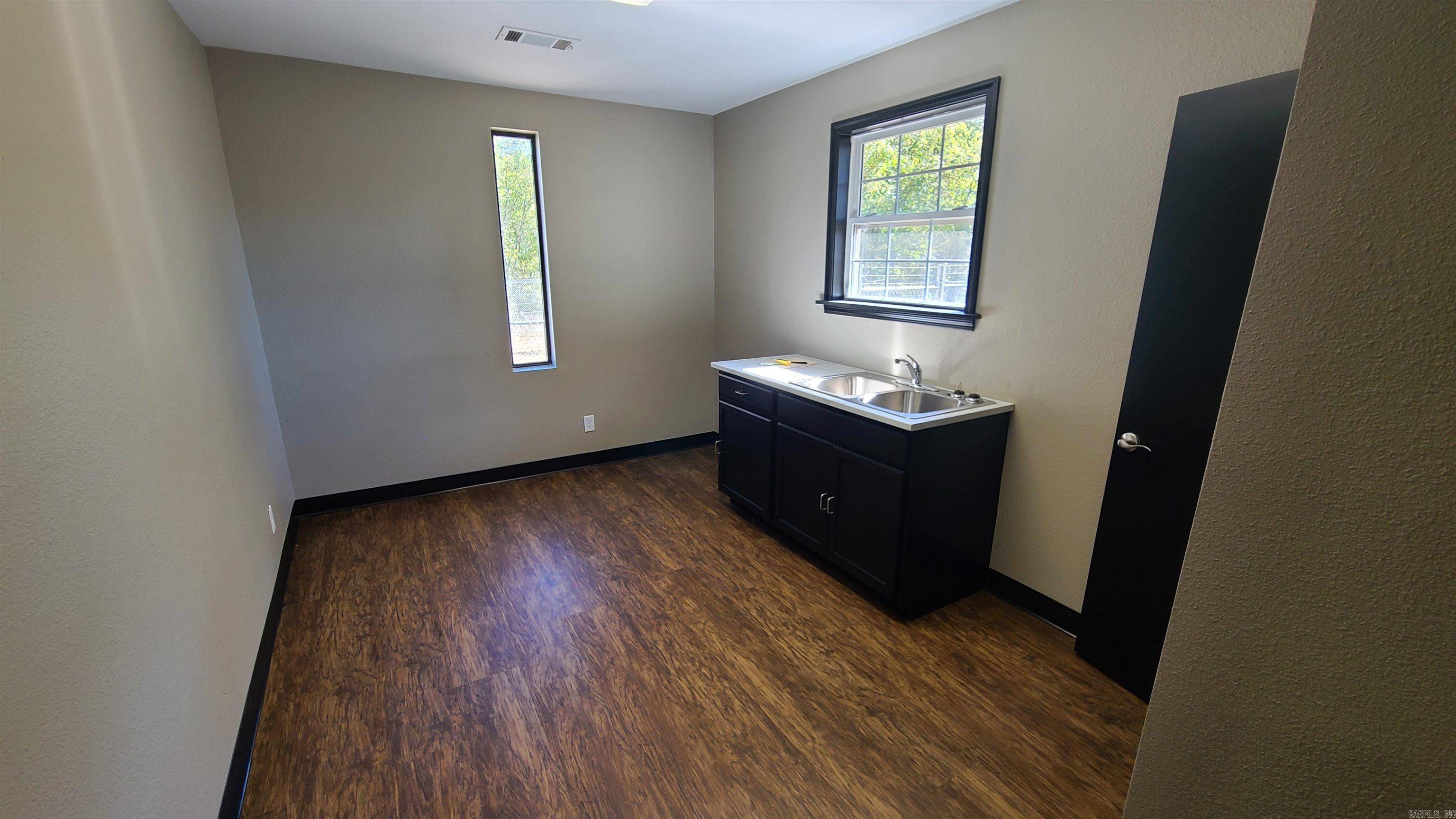 Hot Springs, AR 71913,847 Third Street