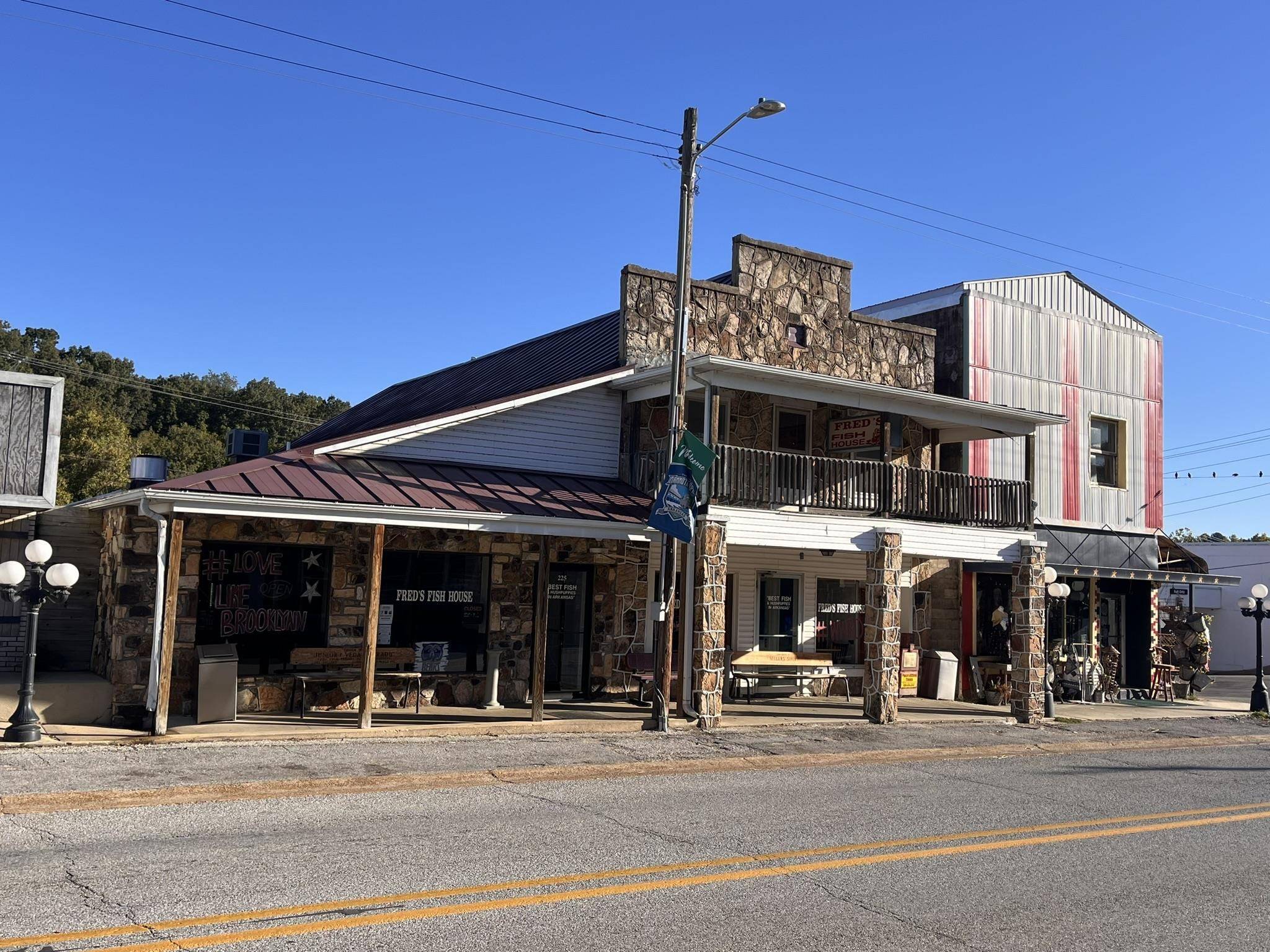 Mammoth Spring, AR 72554,225 Main Street