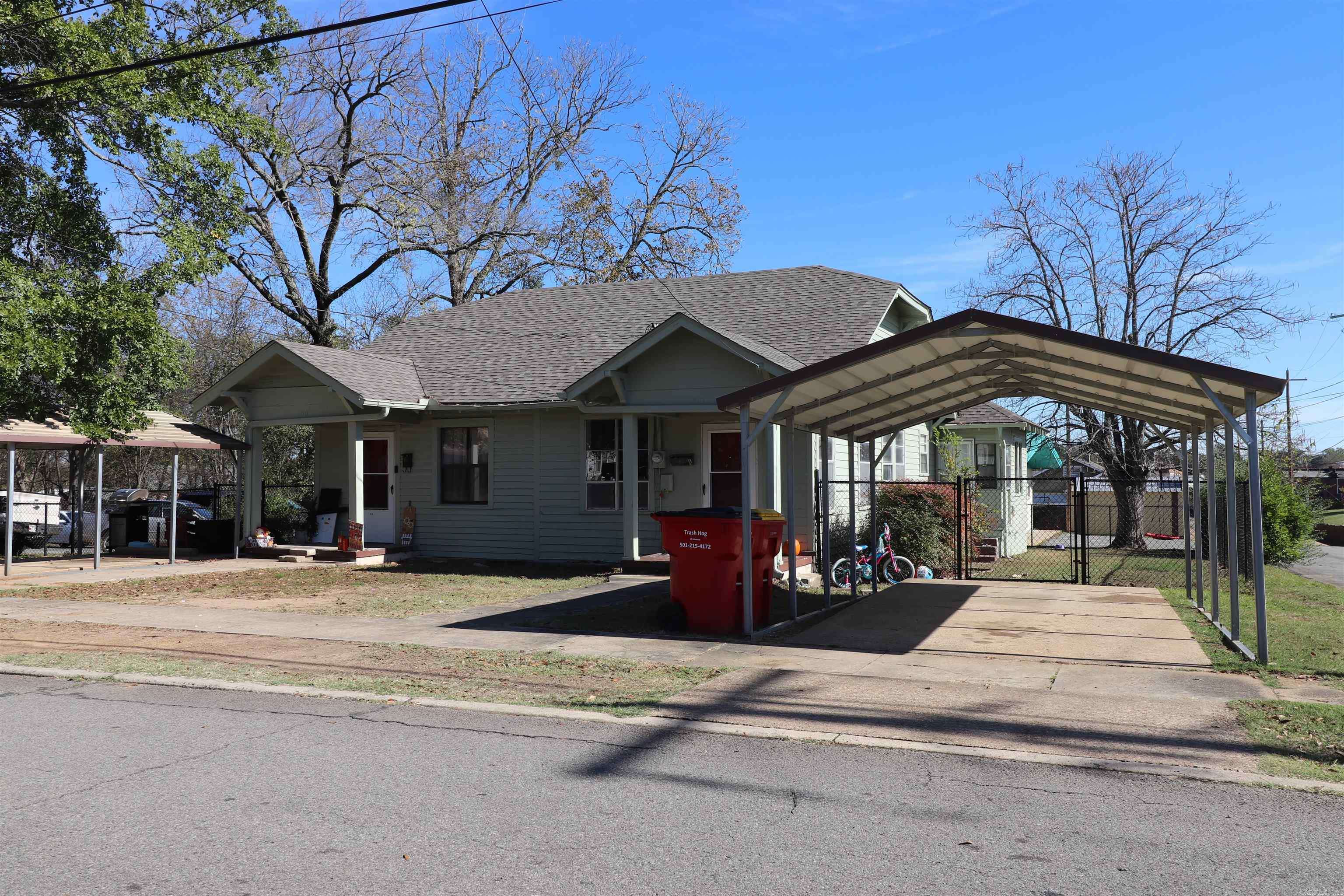 Morrilton, AR 72110,200 N Morrill Street