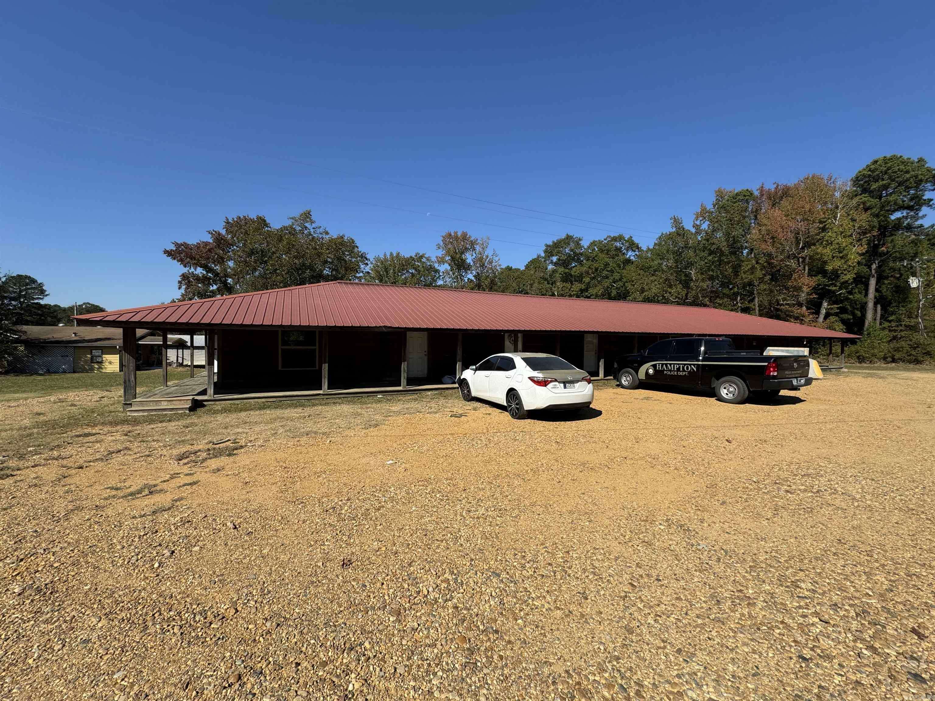 Hampton, AR 71744,1028 E Main