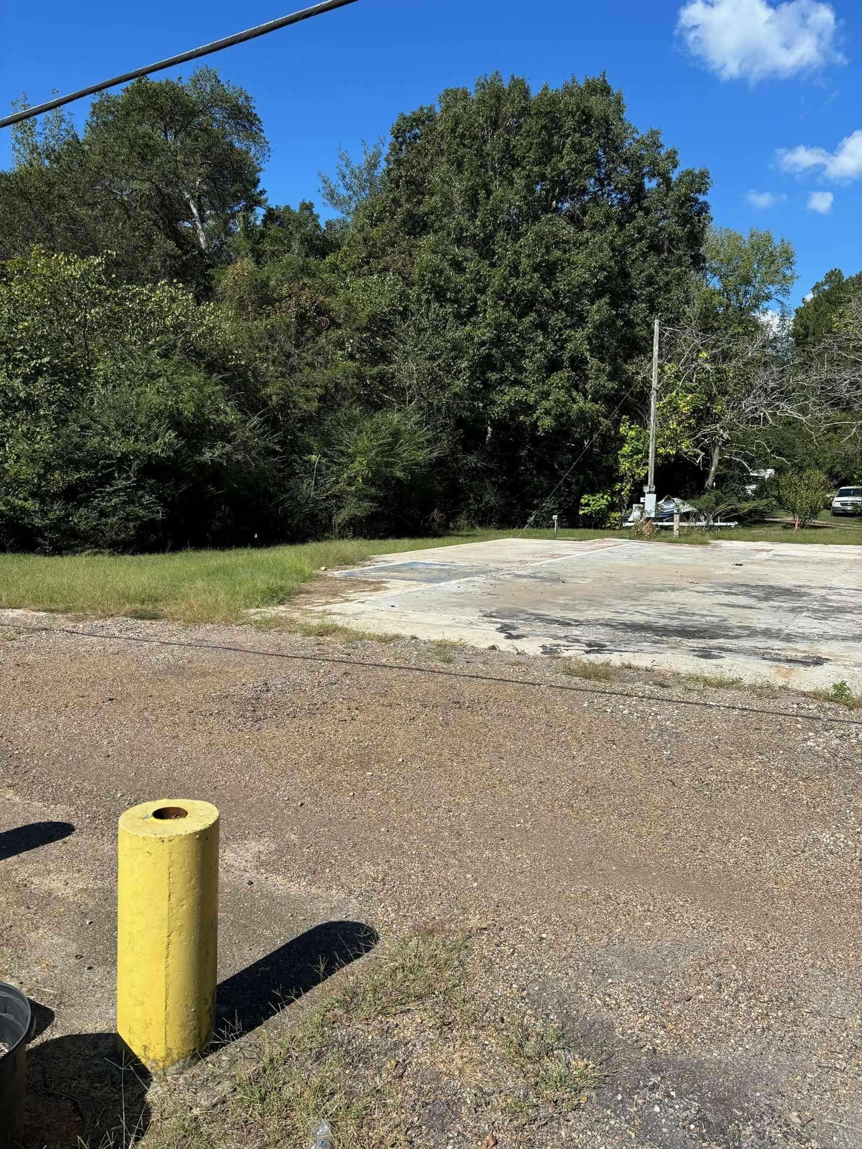 New Hope, AR 71959,5047 Hwy 70 West