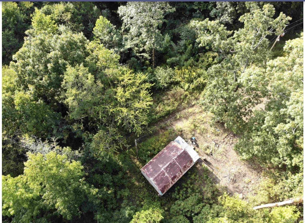 Clinton, AR 72031,3008 Highway 65 N