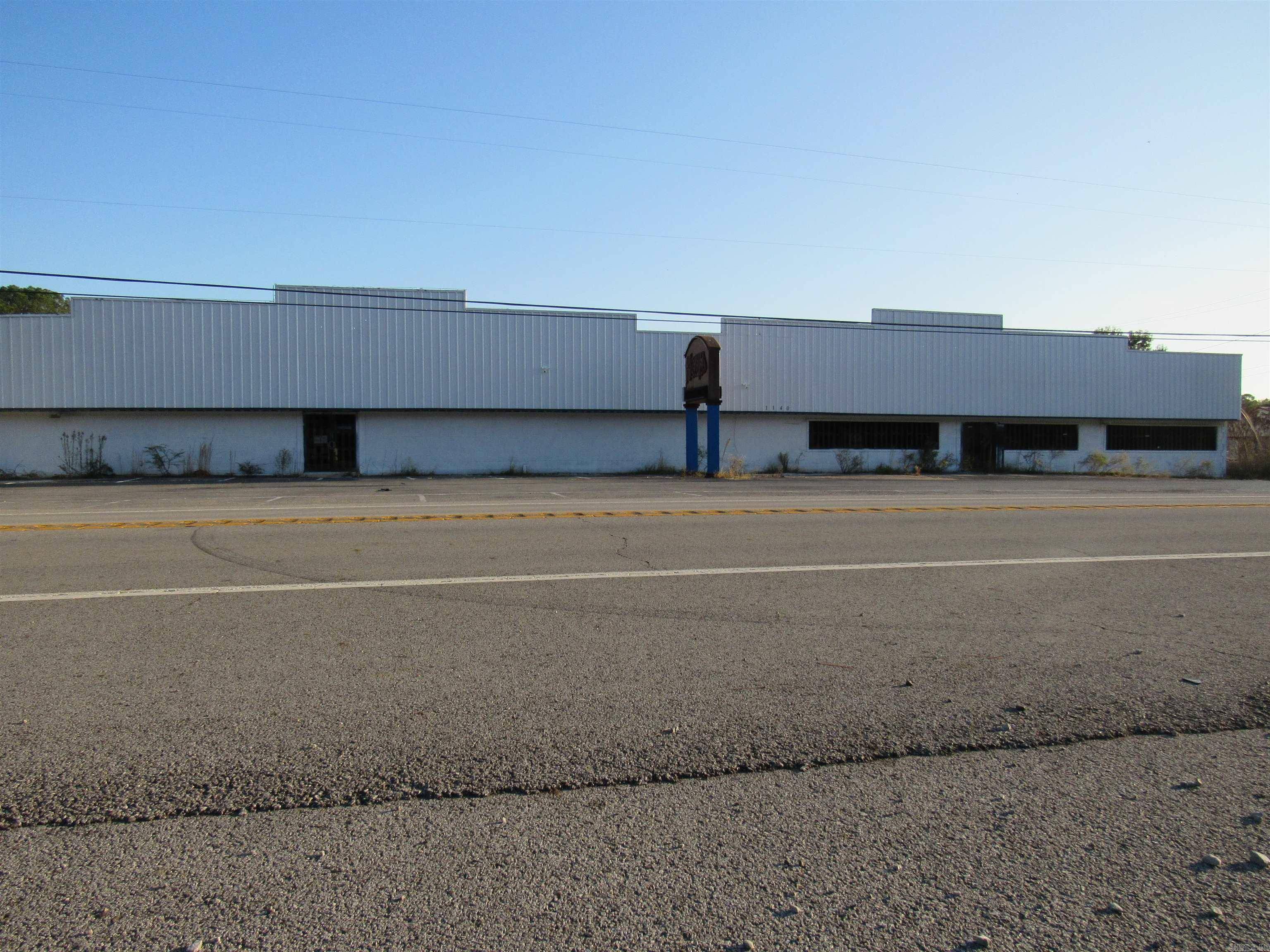 Judsonia, AR 72081,1140 W Highway 367