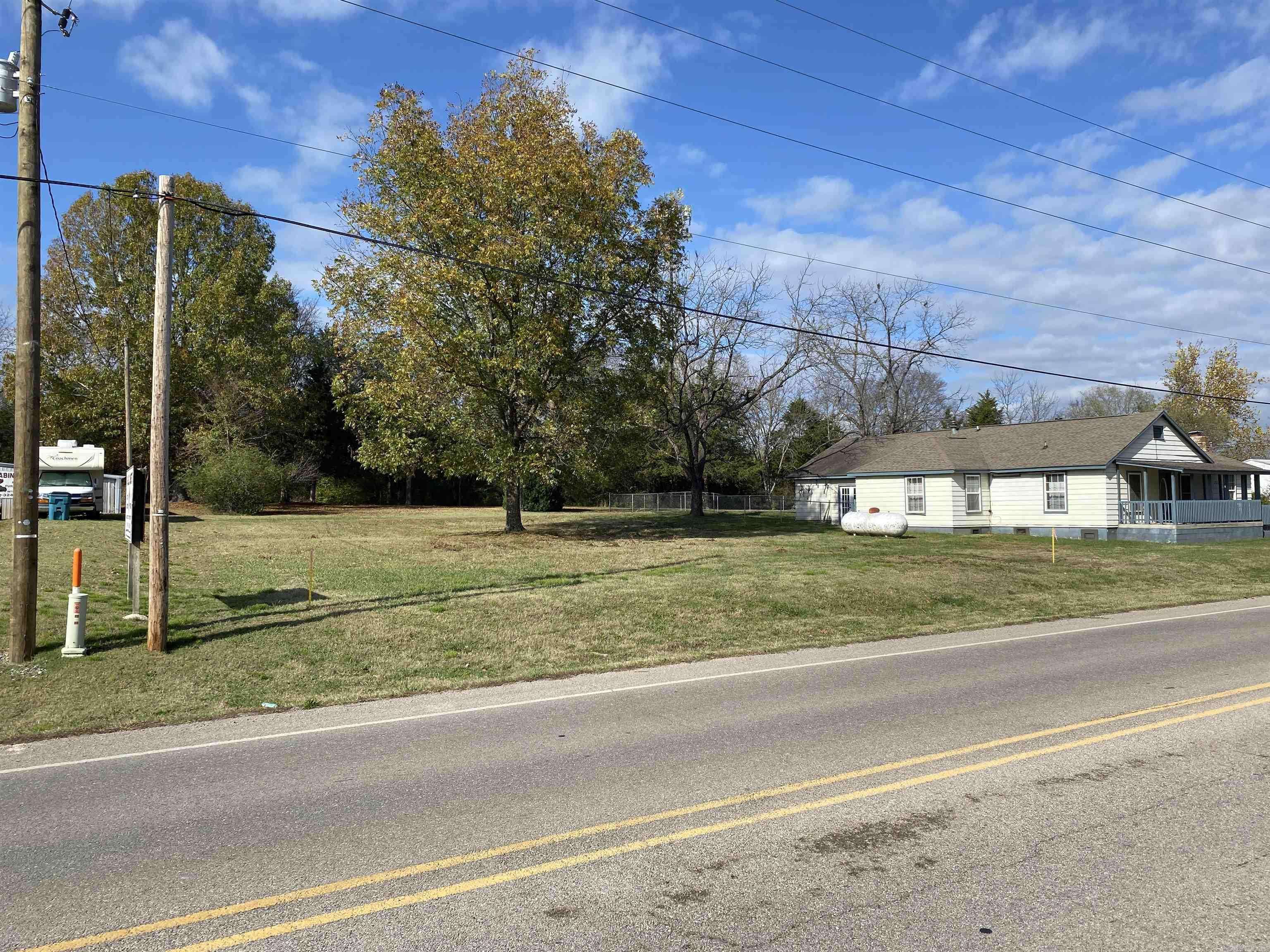 Flippin, AR 72634,770-05153-000 E Main Street