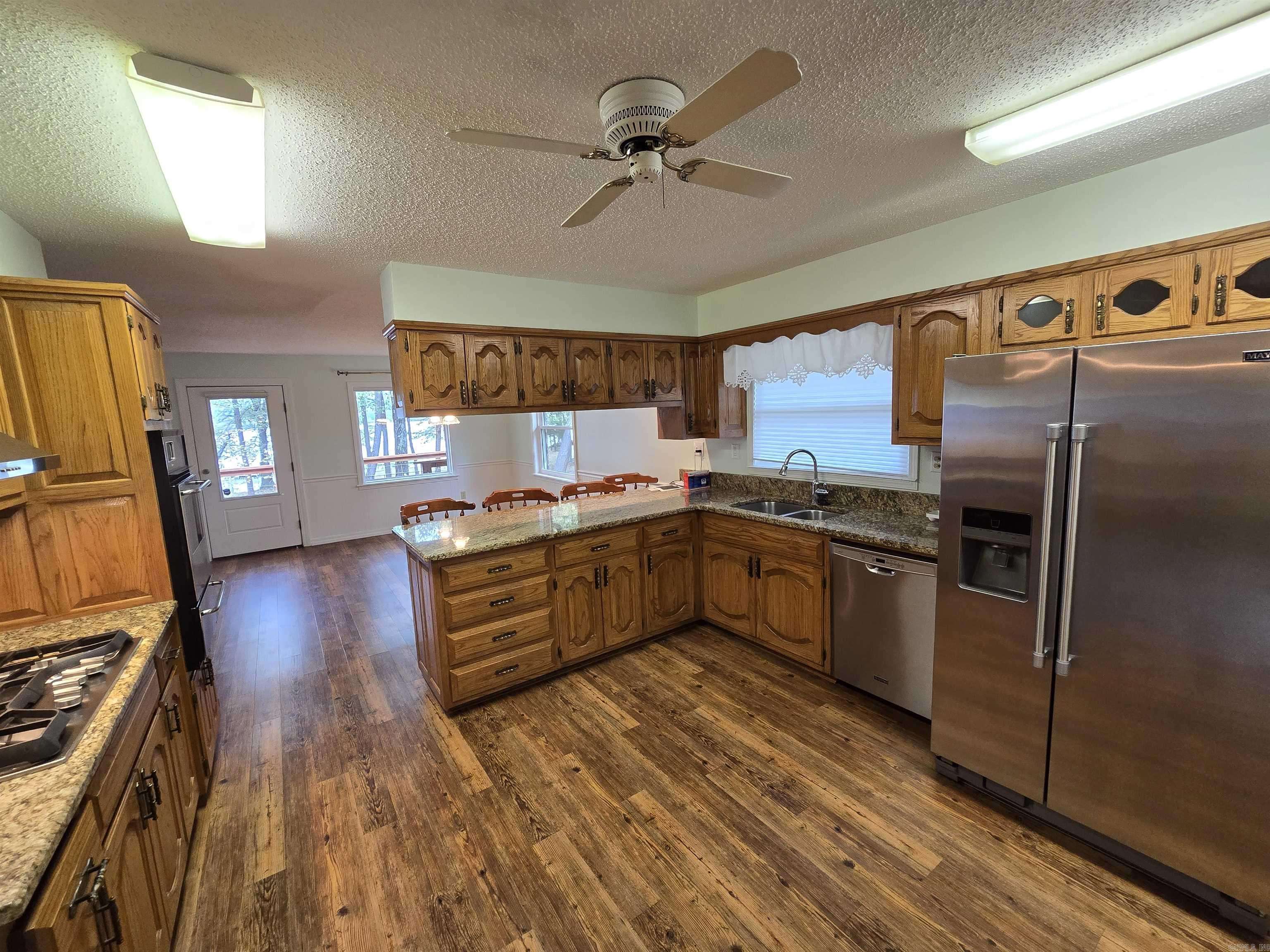 Russellville, AR 72802,112 Lake Shore