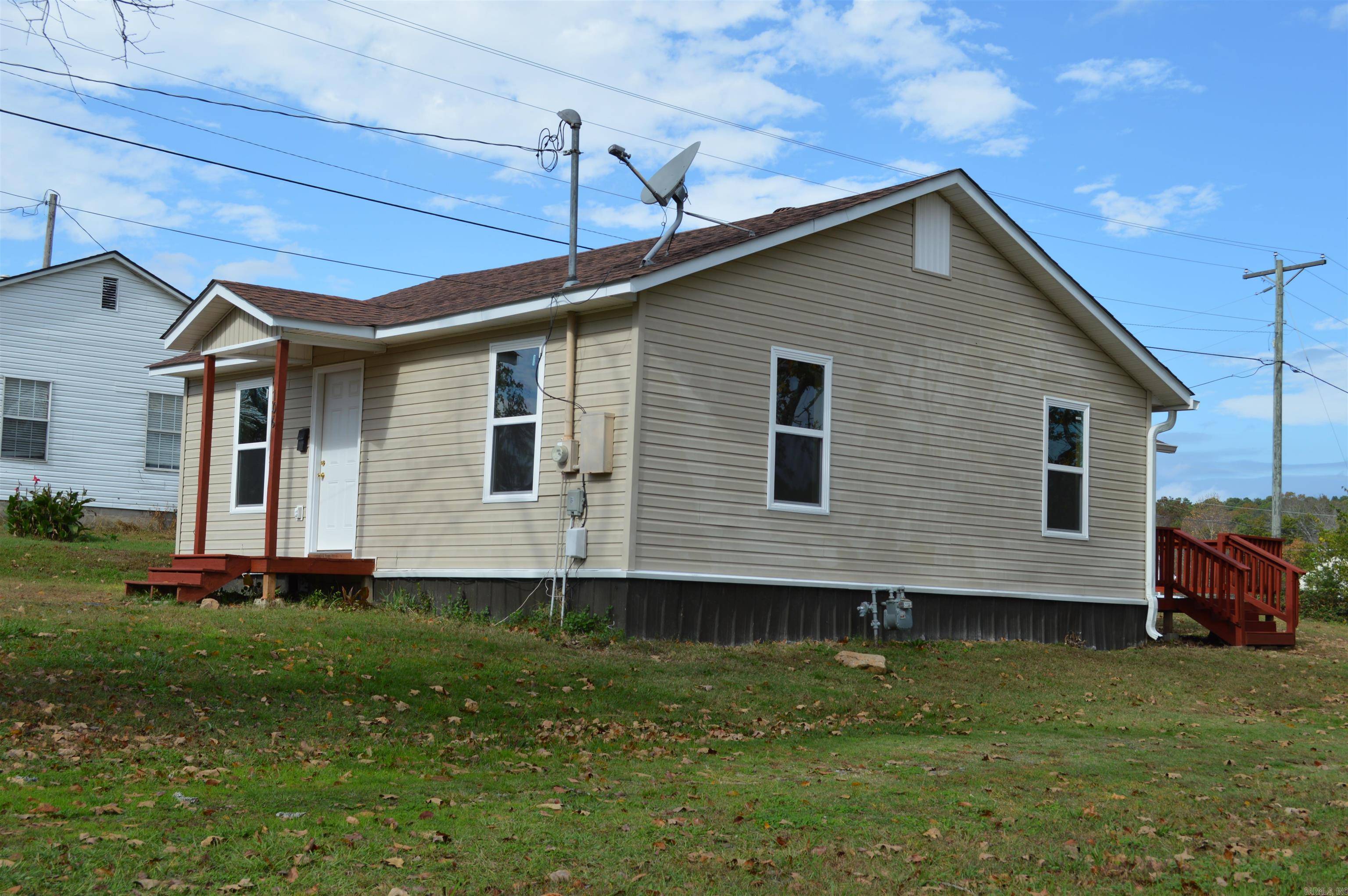 Heber Springs, AR 72543,106 W Clinton
