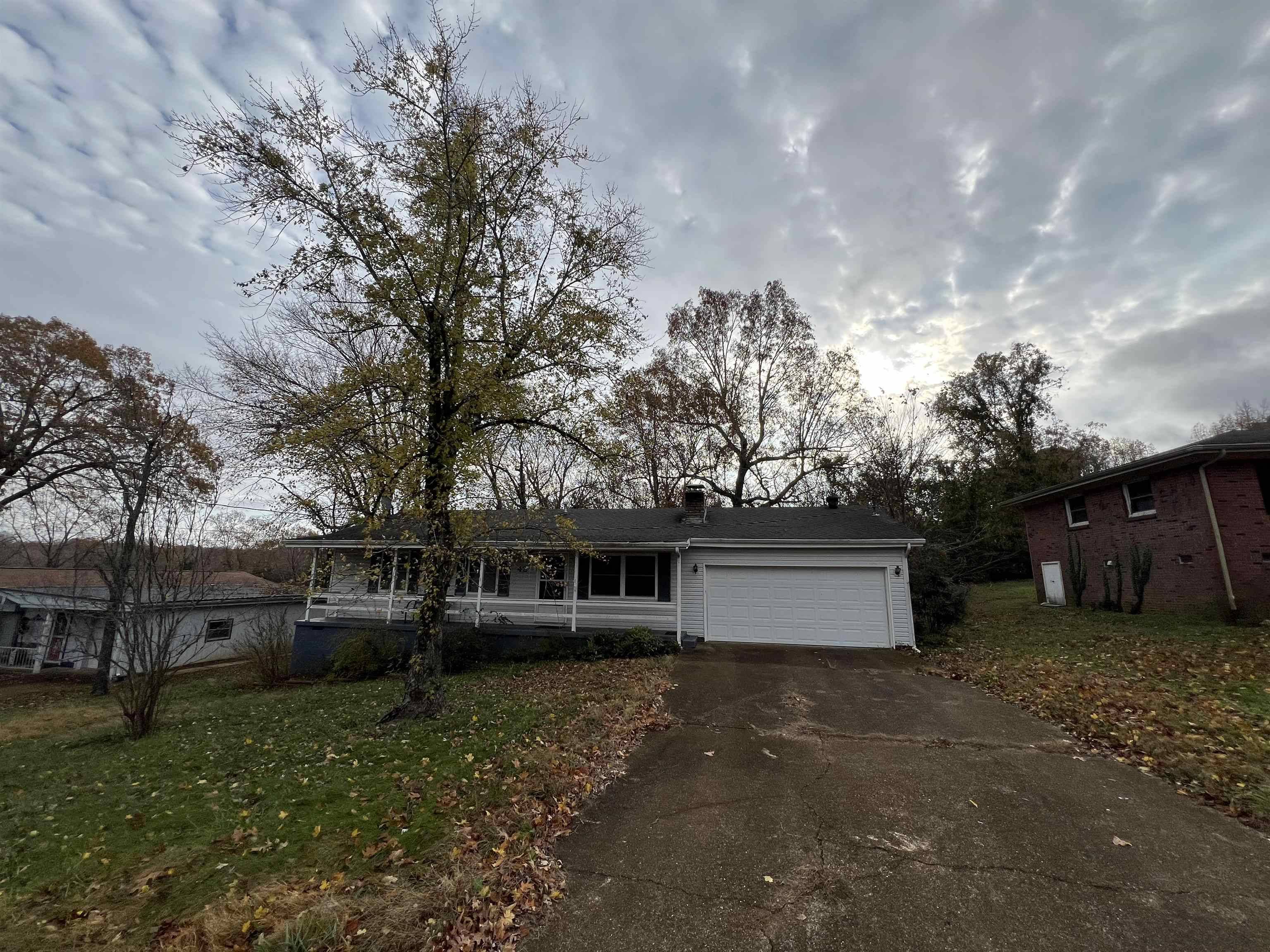 Cherokee Village, AR 72529,42 Opalochee Drive
