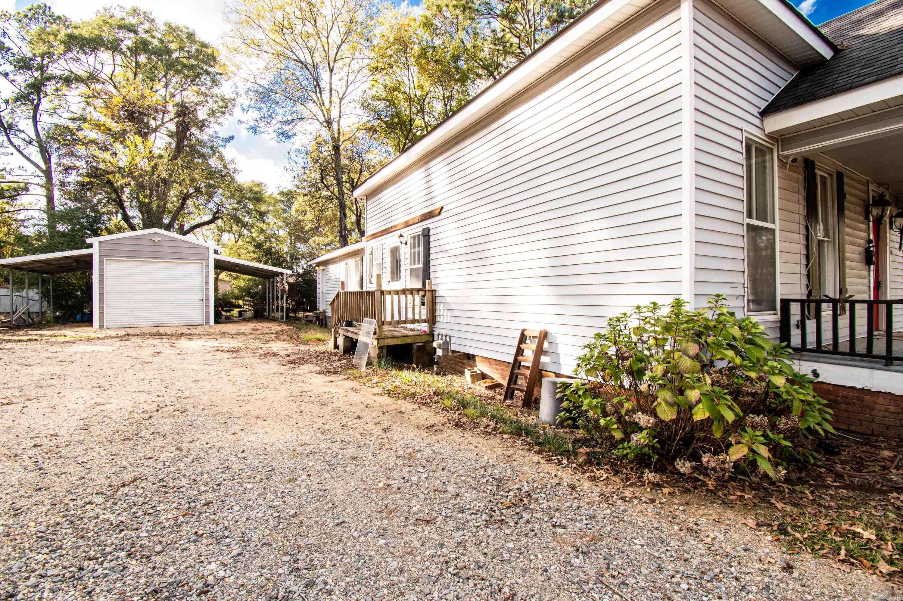 Warren, AR 71671,111 N Munn St