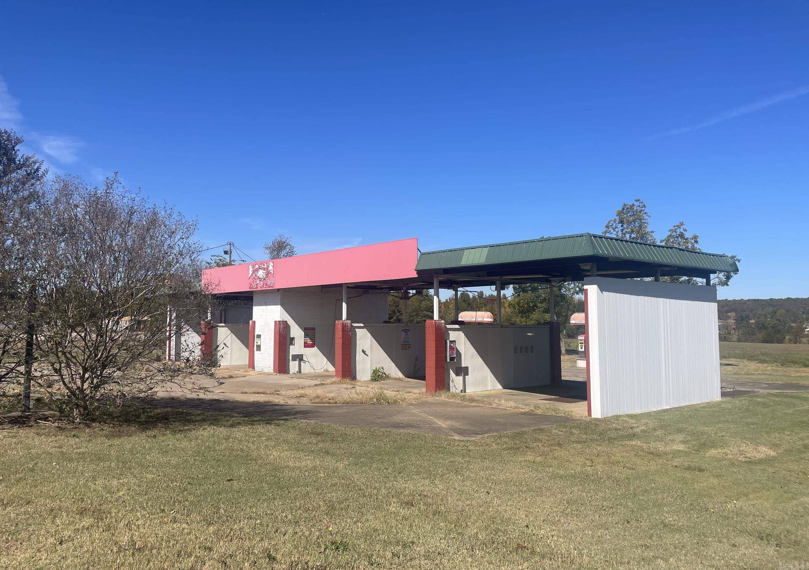 Vilonia, AR 72173,969 Hwy 64 E