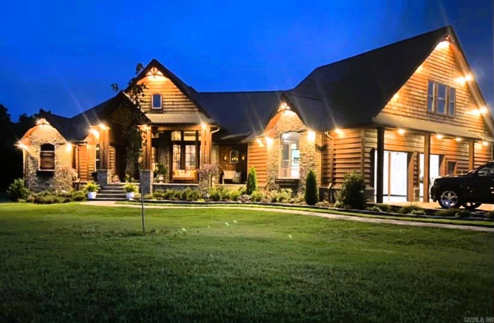Mountain View, AR 72560,133 Osage Avenue