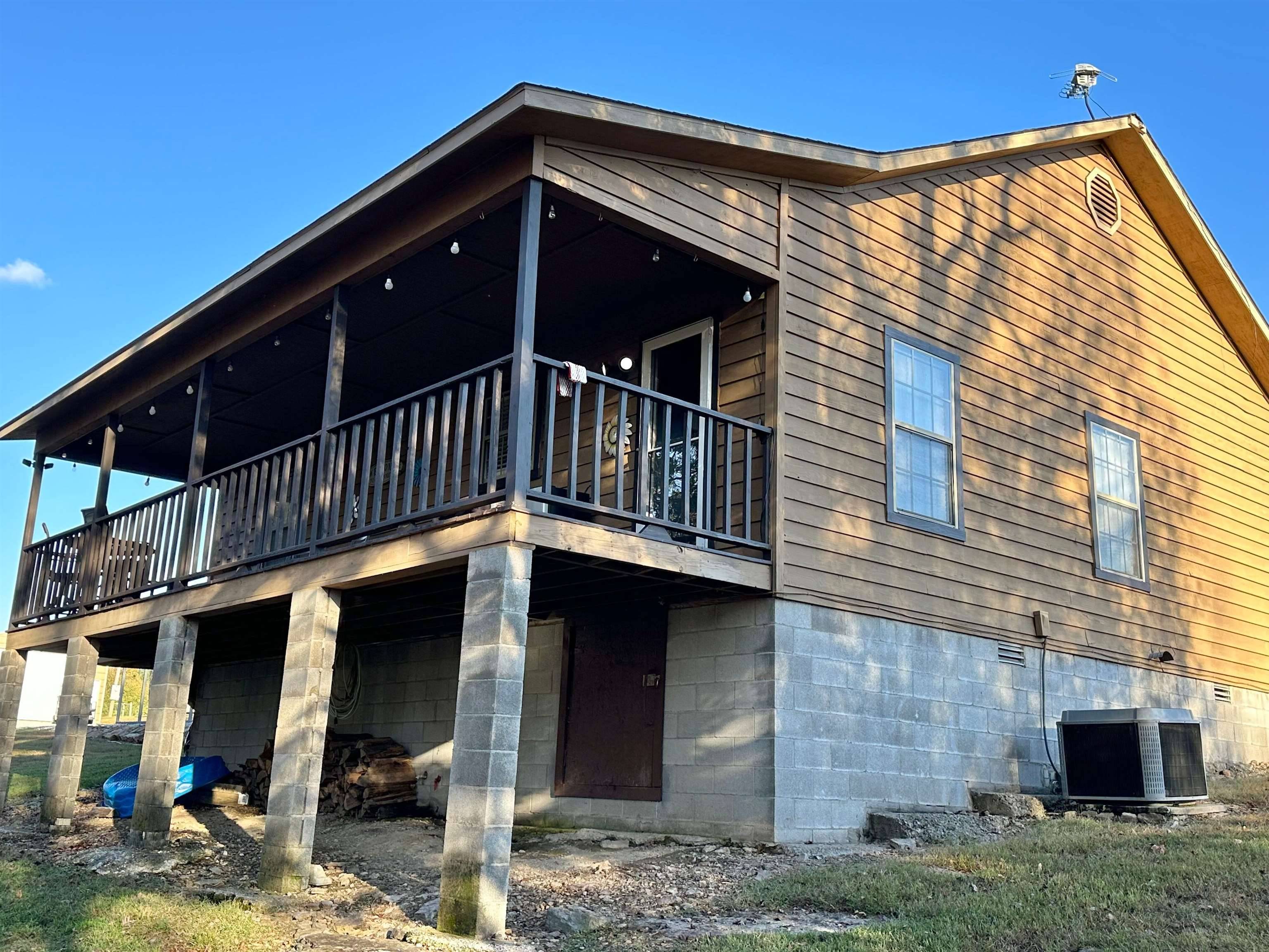 Mountain View, AR 72560,8997 Highway 9