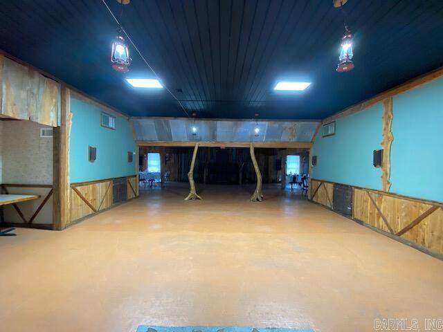 Batesville, AR 72501,1007 Heber Springs Road