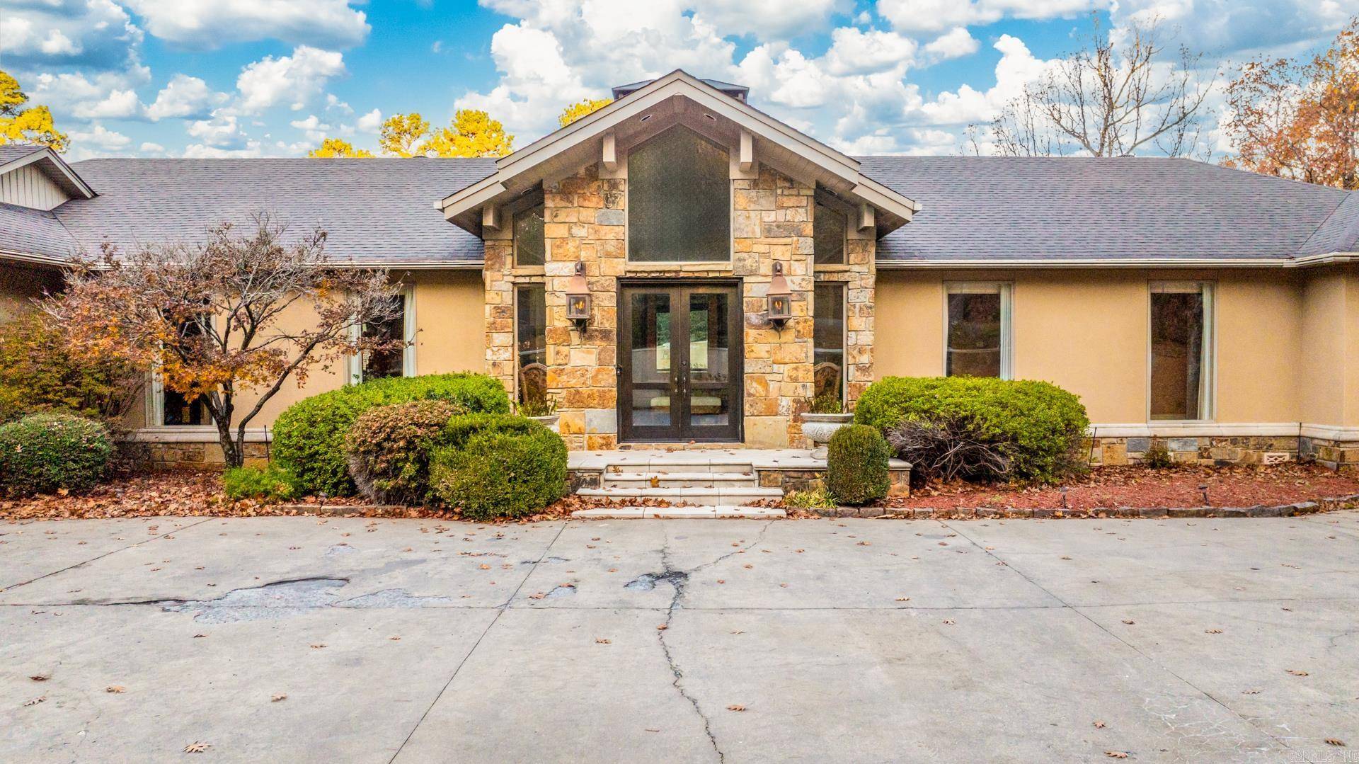 Little Rock, AR 72223,14200 Beau Vue Drive