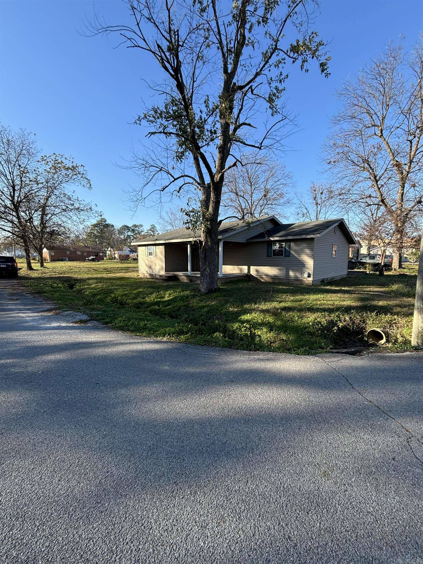 Marmaduke, AR 72443,209 S 2nd Street