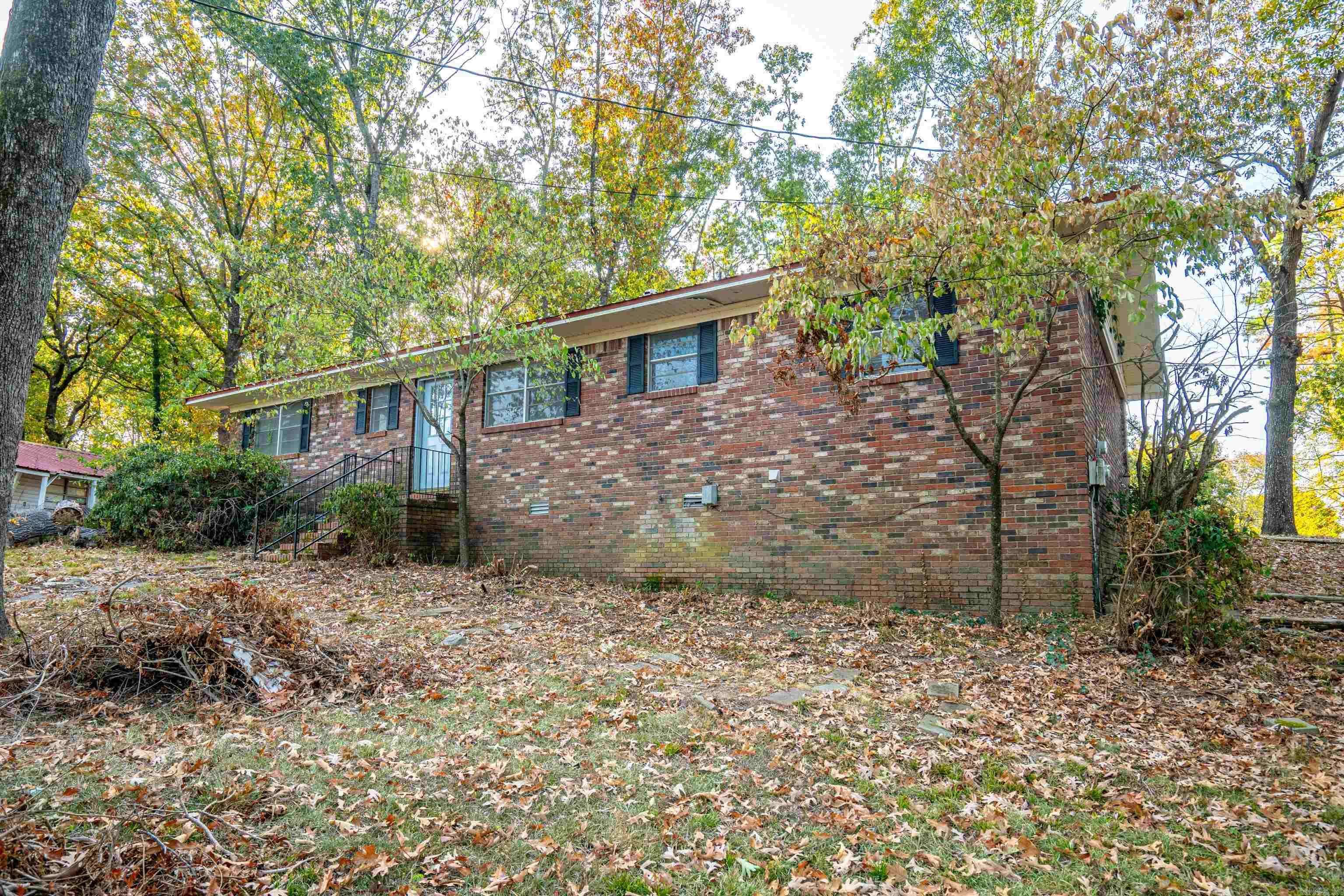 Hot Springs, AR 71913,Address not disclosed