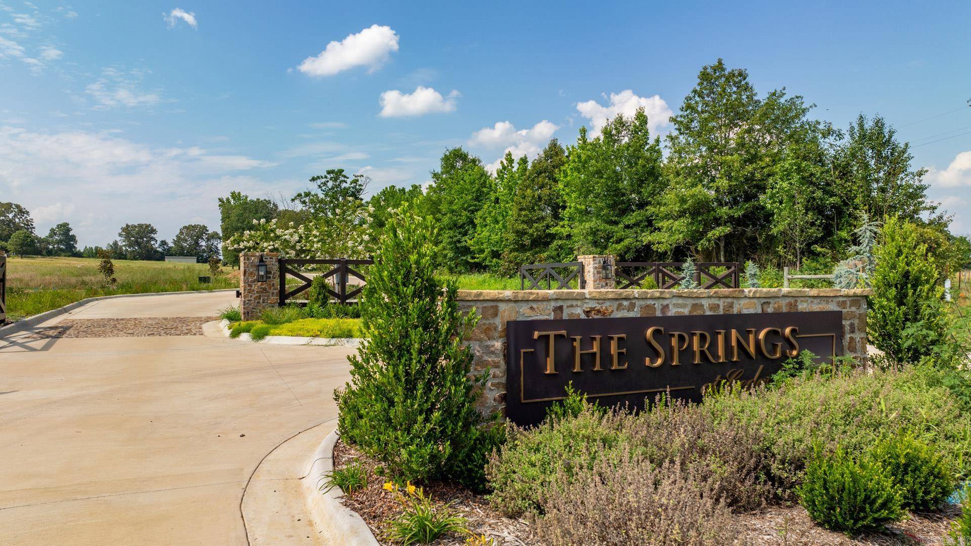 Searcy, AR 72143,10 Cedar Court