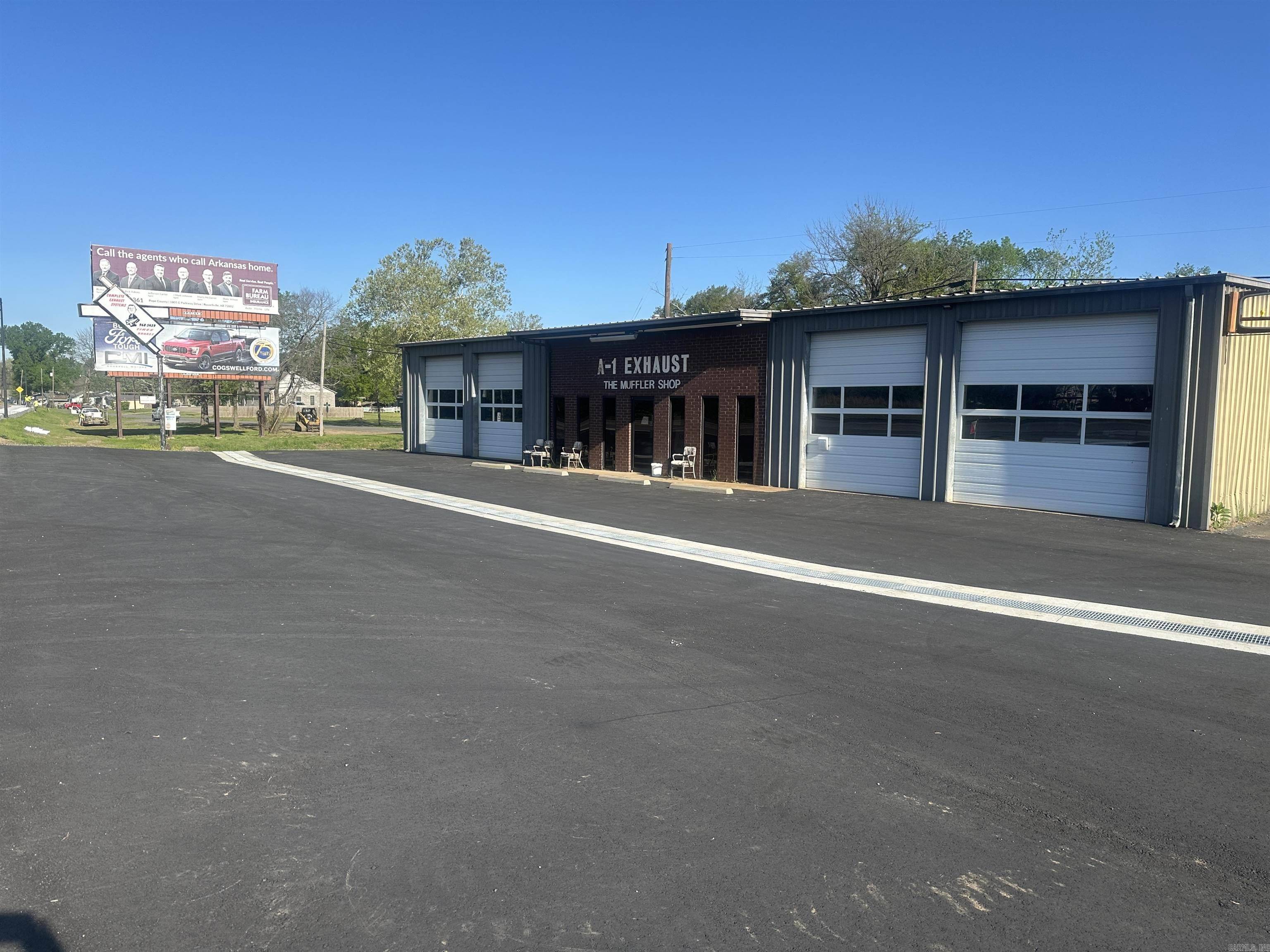 Russellville, AR 72801,619 E Main Street