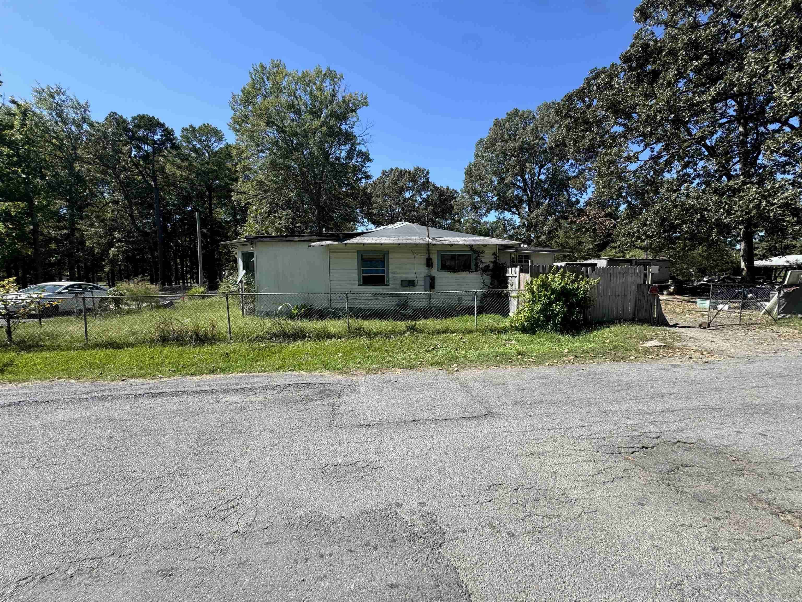 Pine Bluff, AR 71602-0000,5901 W Mosley