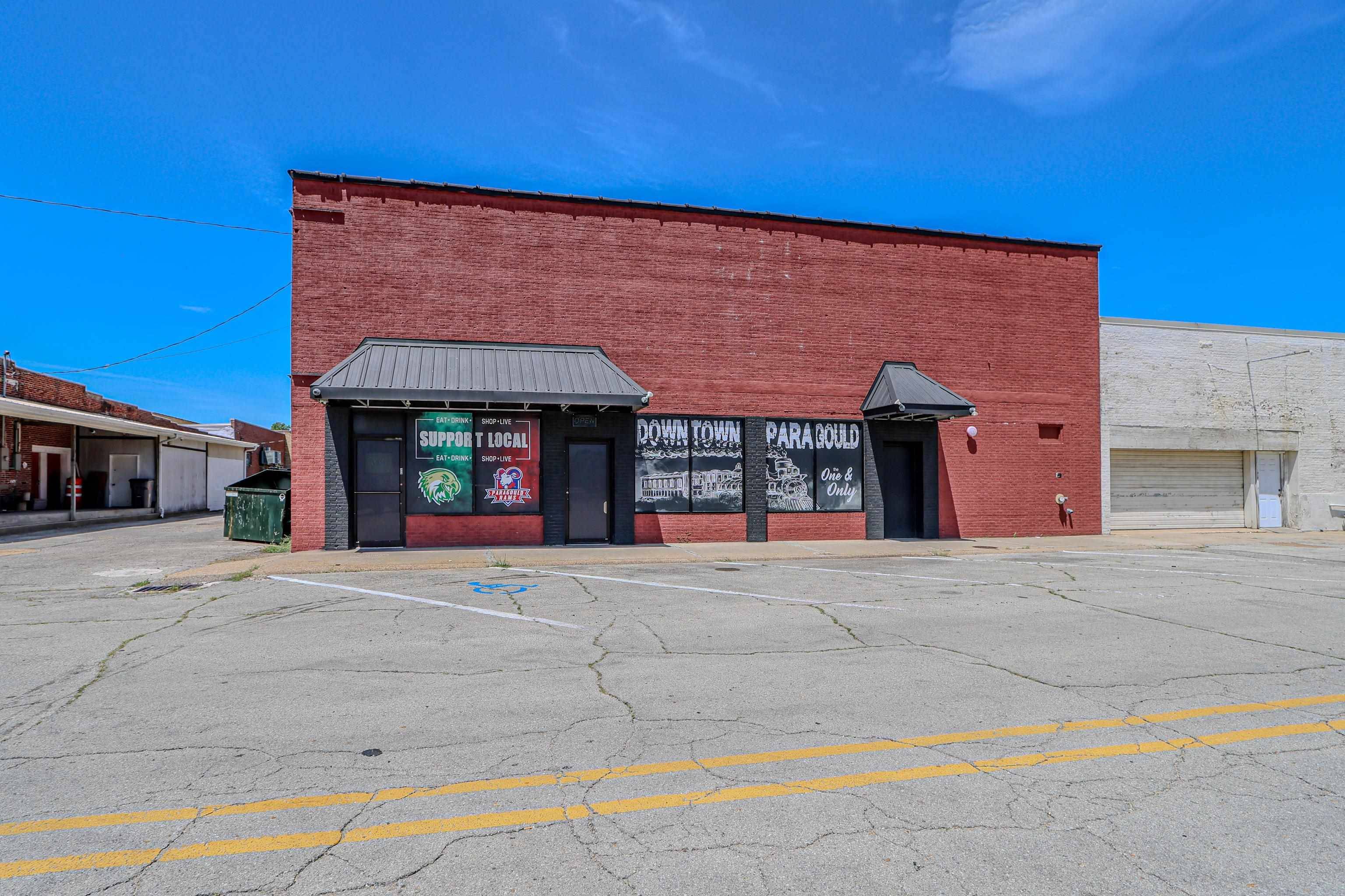 Paragould, AR 72450,310 S Pruett
