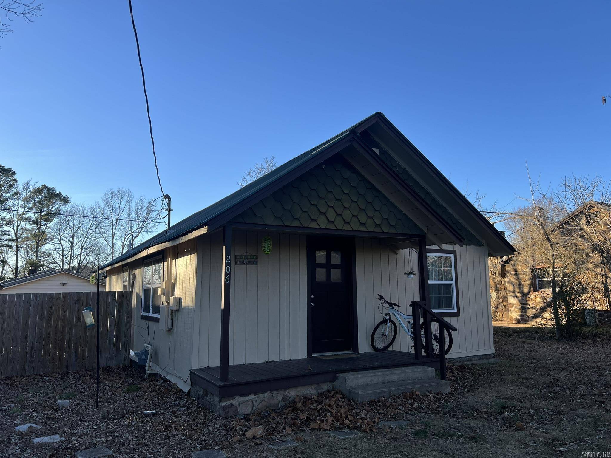 Mena, AR 71953,206 N Adams