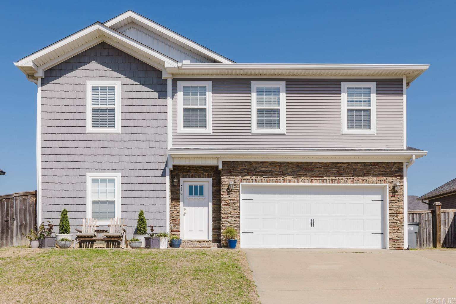 Benton, AR 72015,510 Pleasant Ridge Drive