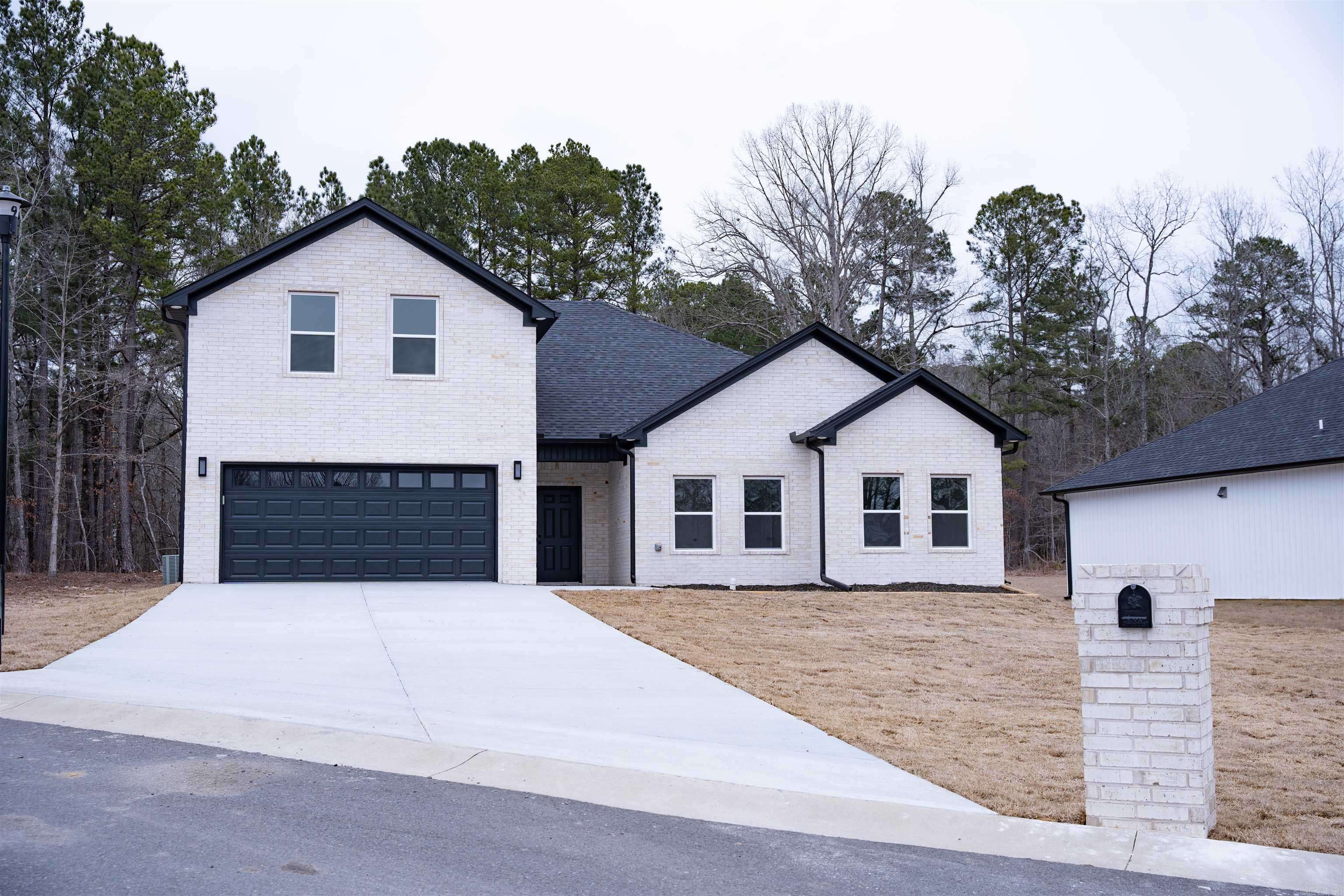 Shannon Hills, AR 72103,7040 Agua Blanca Boulevard