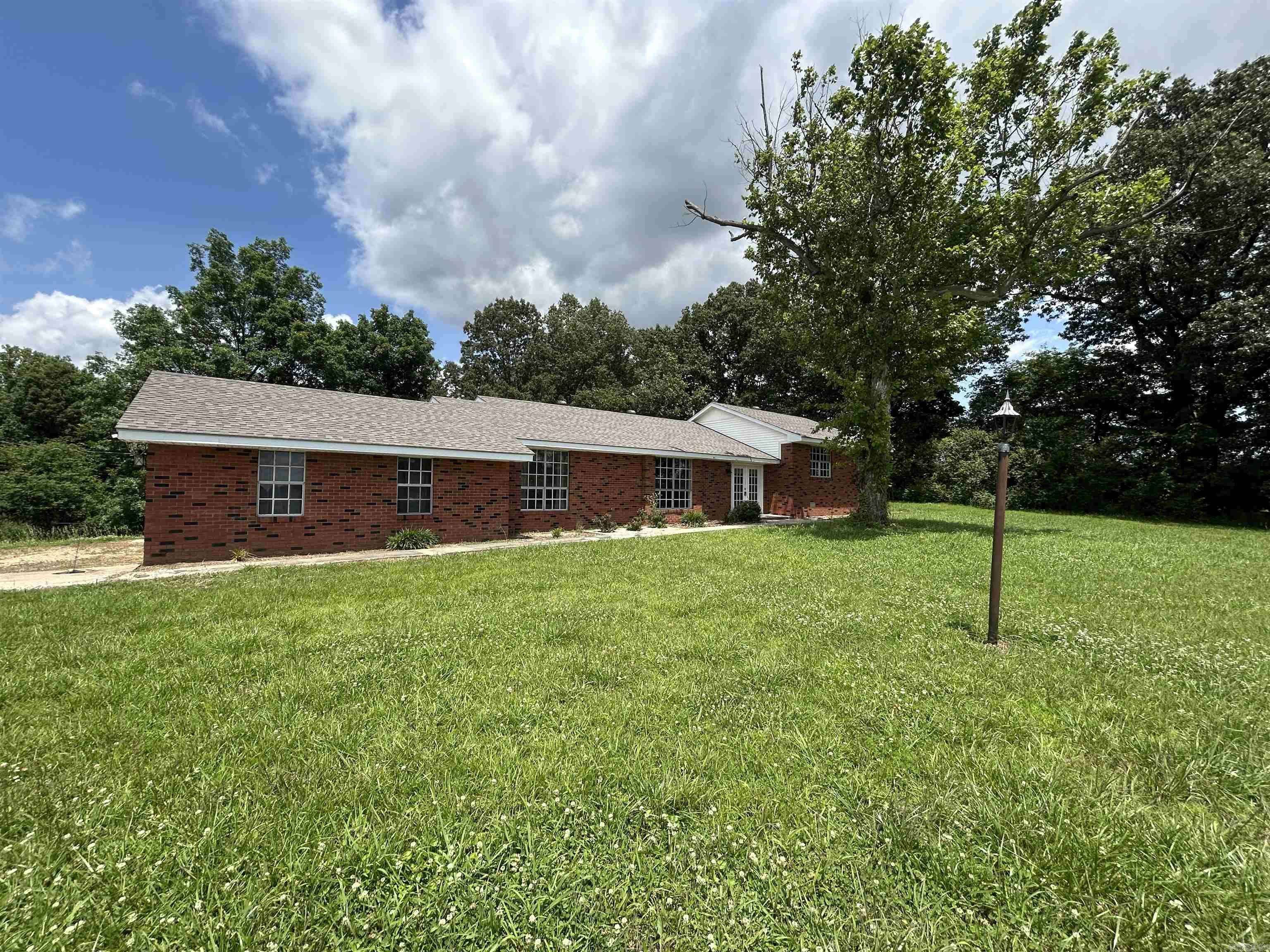 Piggott, AR 72454,177 County Road 494