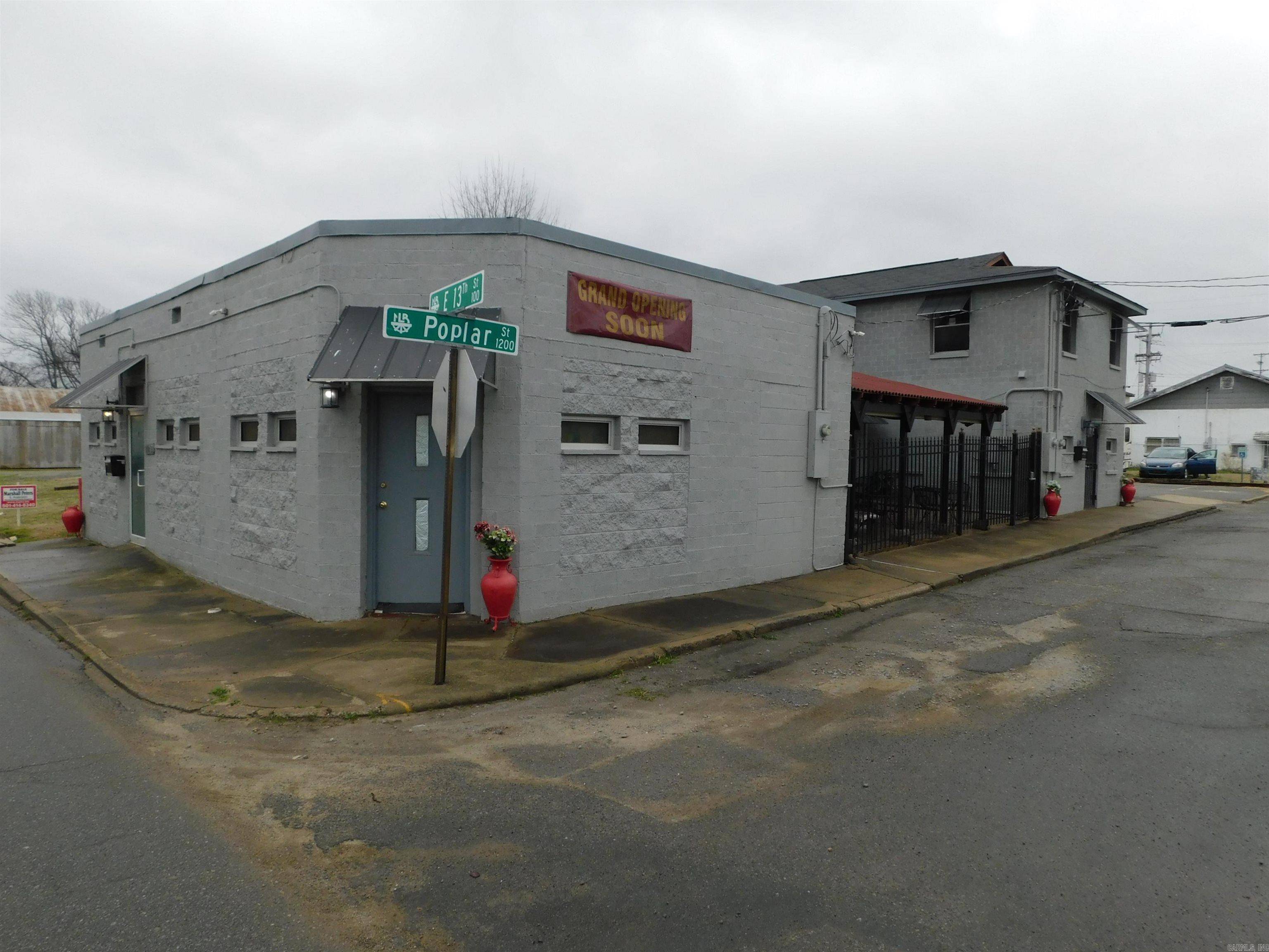 North Little Rock, AR 72114,112 E 13th